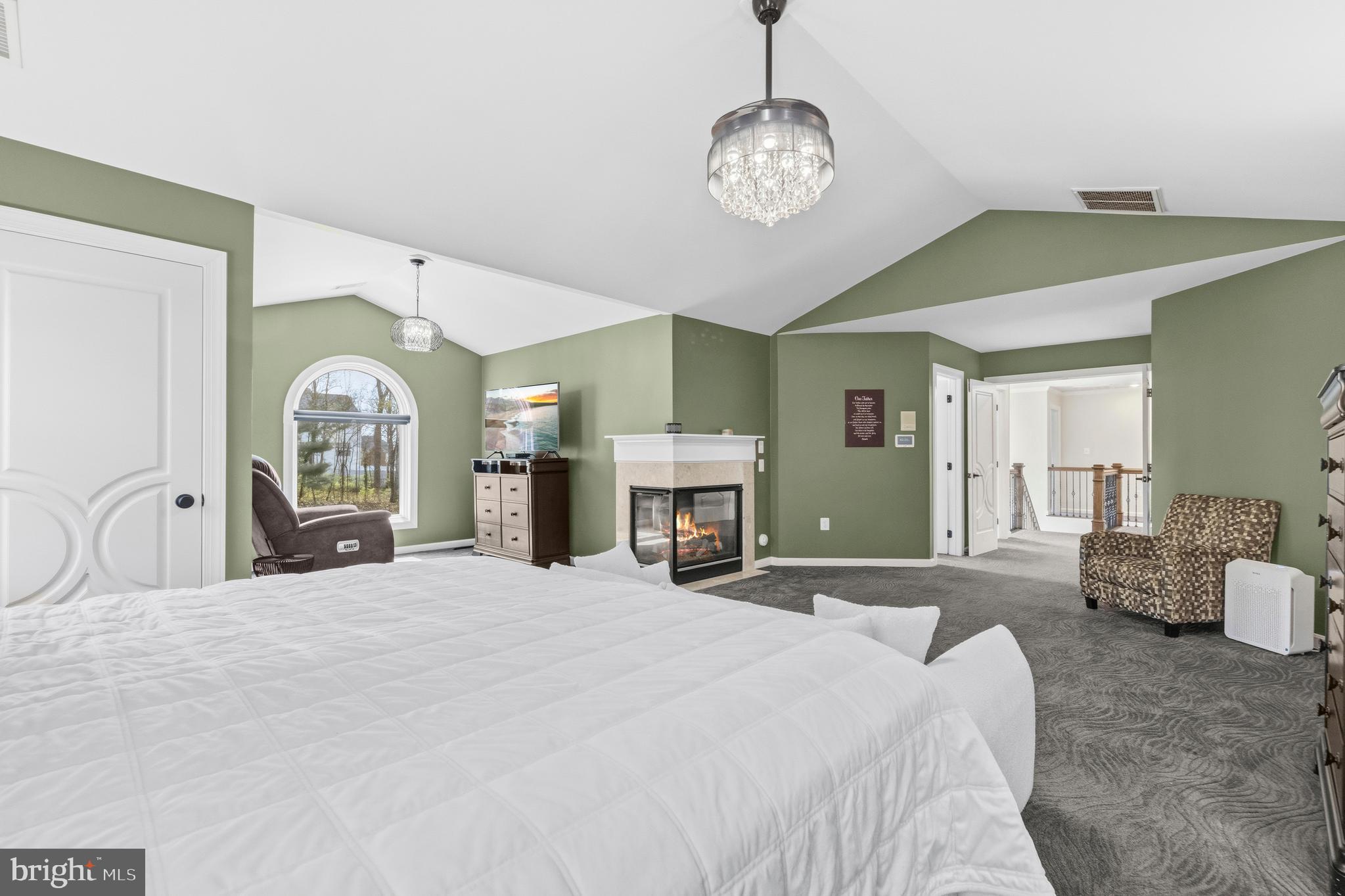 RIDGEGATE WOODS - Residential