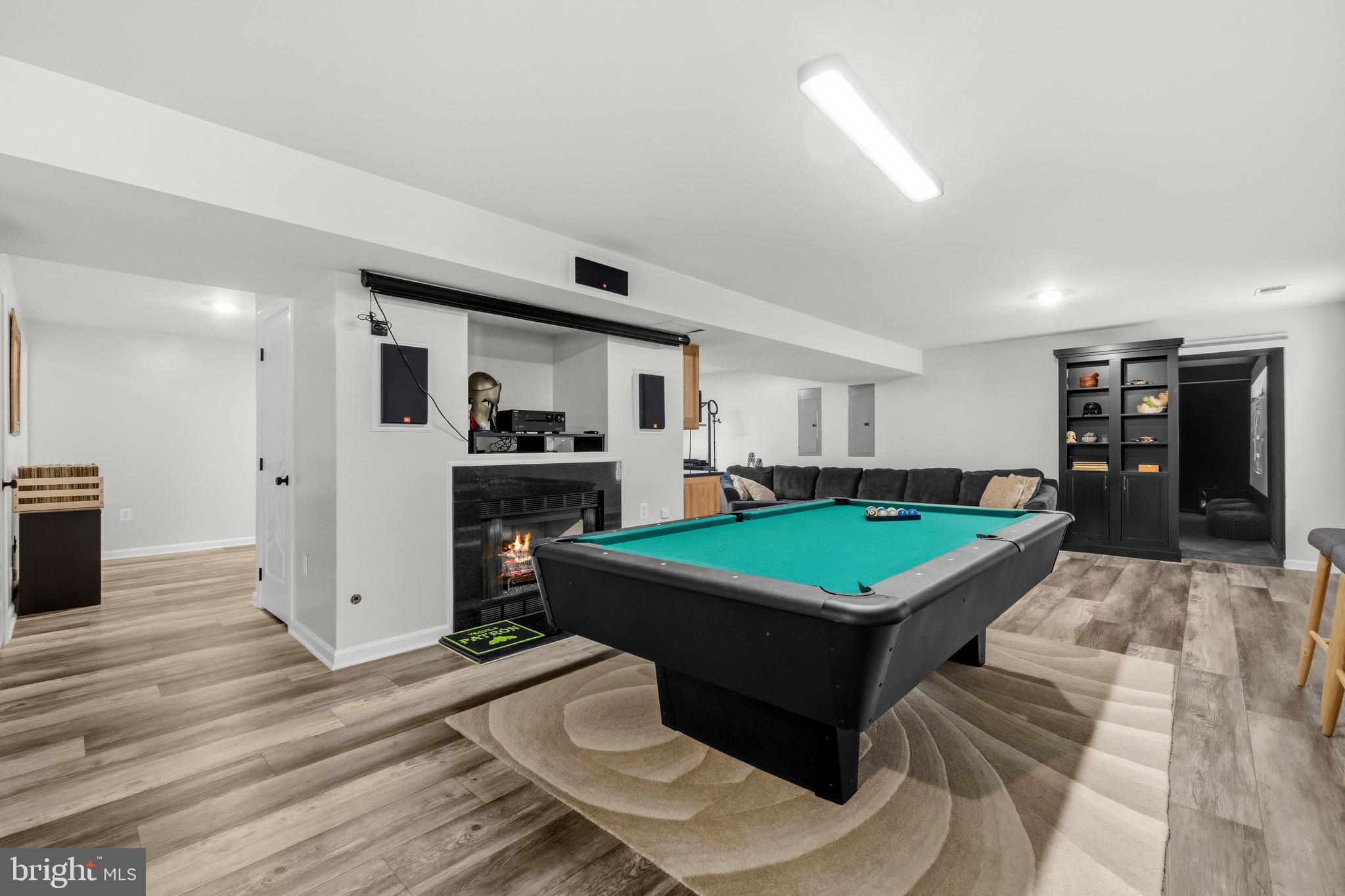 RIDGEGATE WOODS - Residential