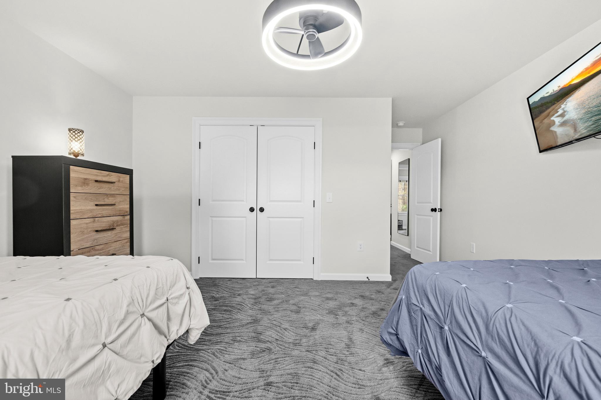 RIDGEGATE WOODS - Residential