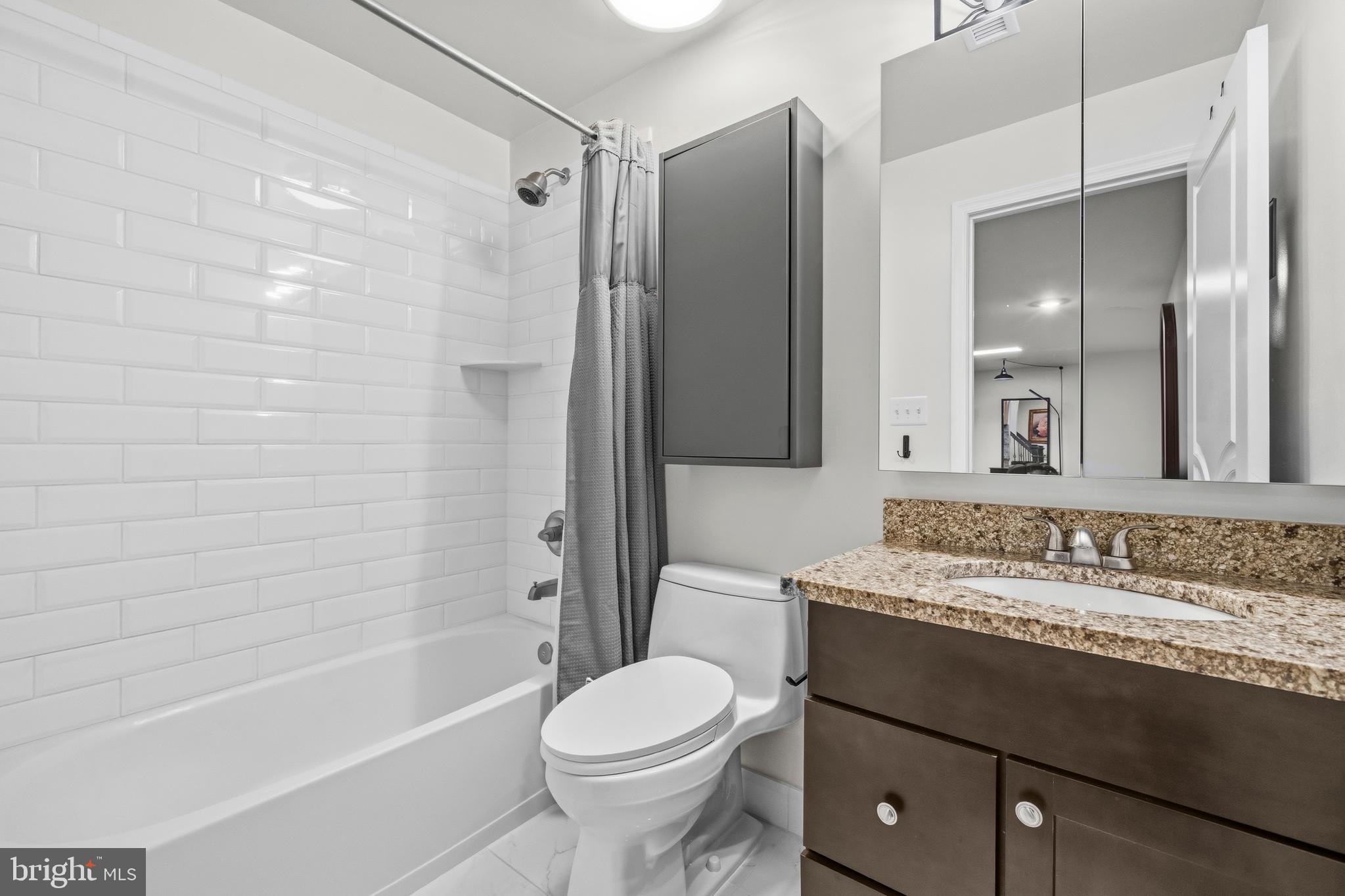 RIDGEGATE WOODS - Residential