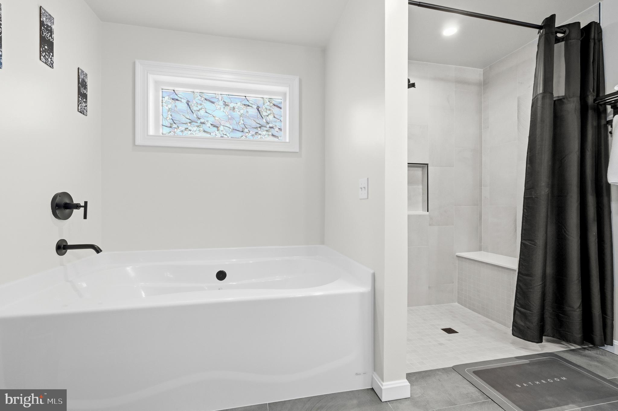 RIDGEGATE WOODS - Residential