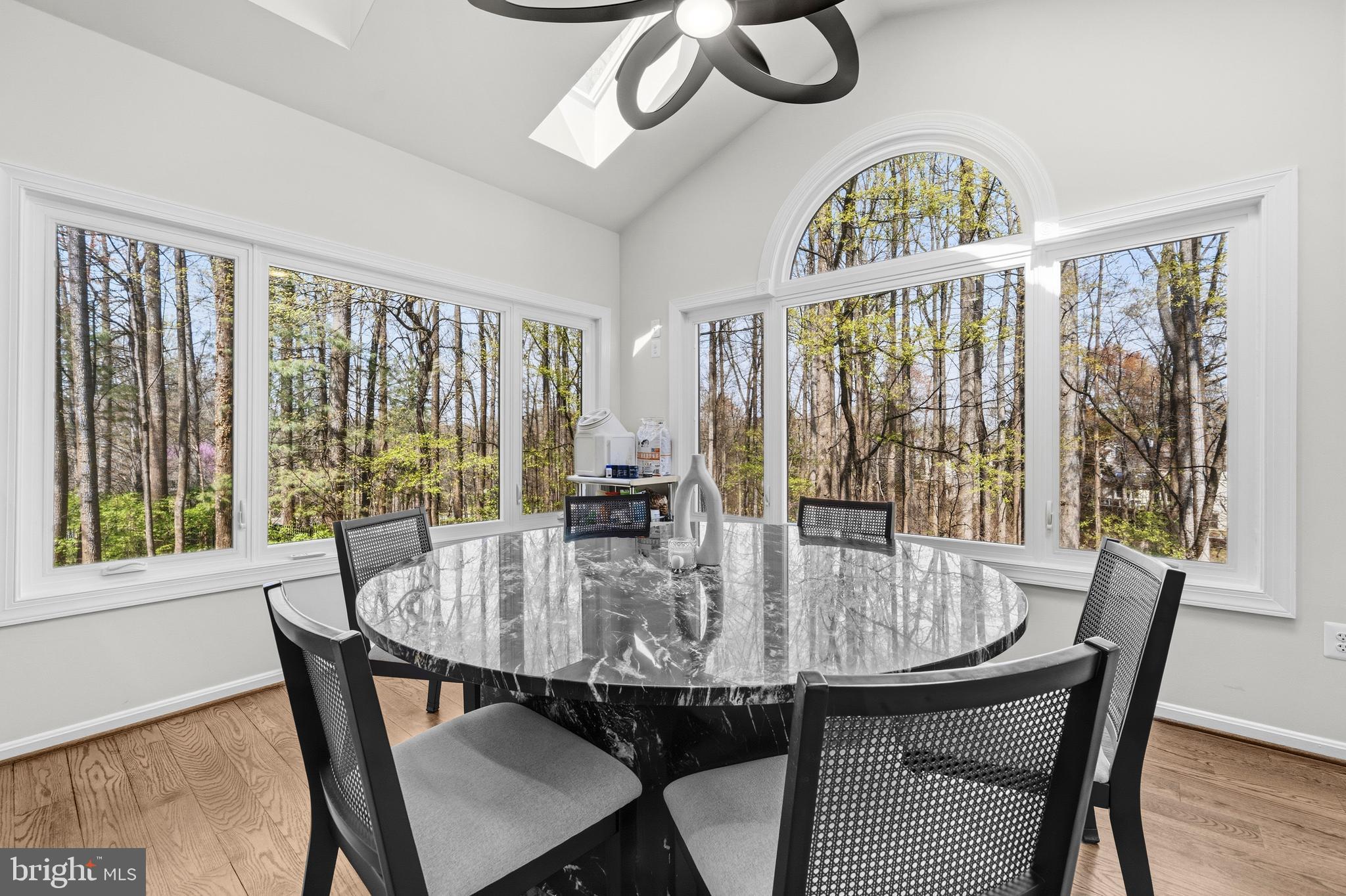 RIDGEGATE WOODS - Residential