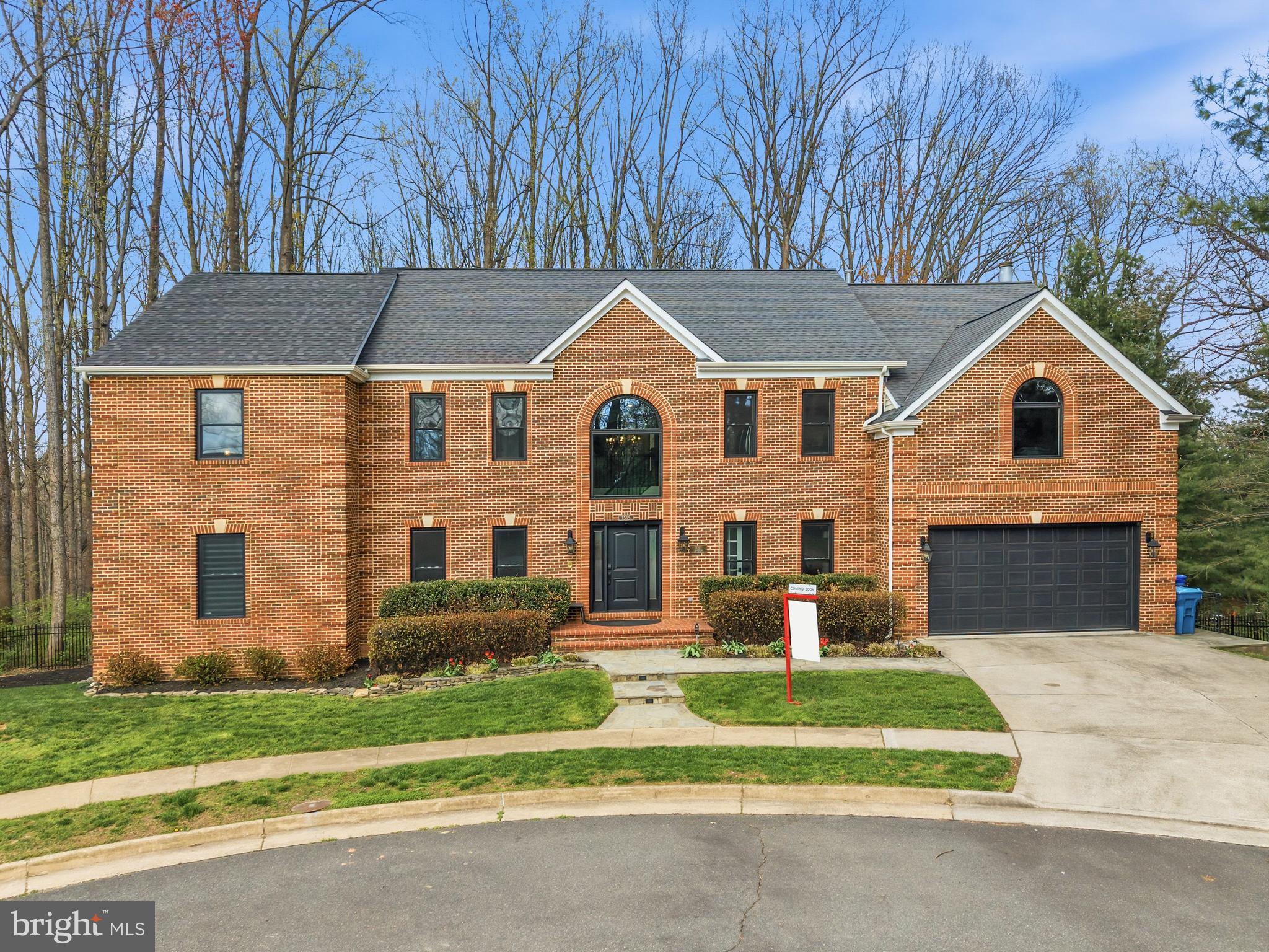 RIDGEGATE WOODS - Residential