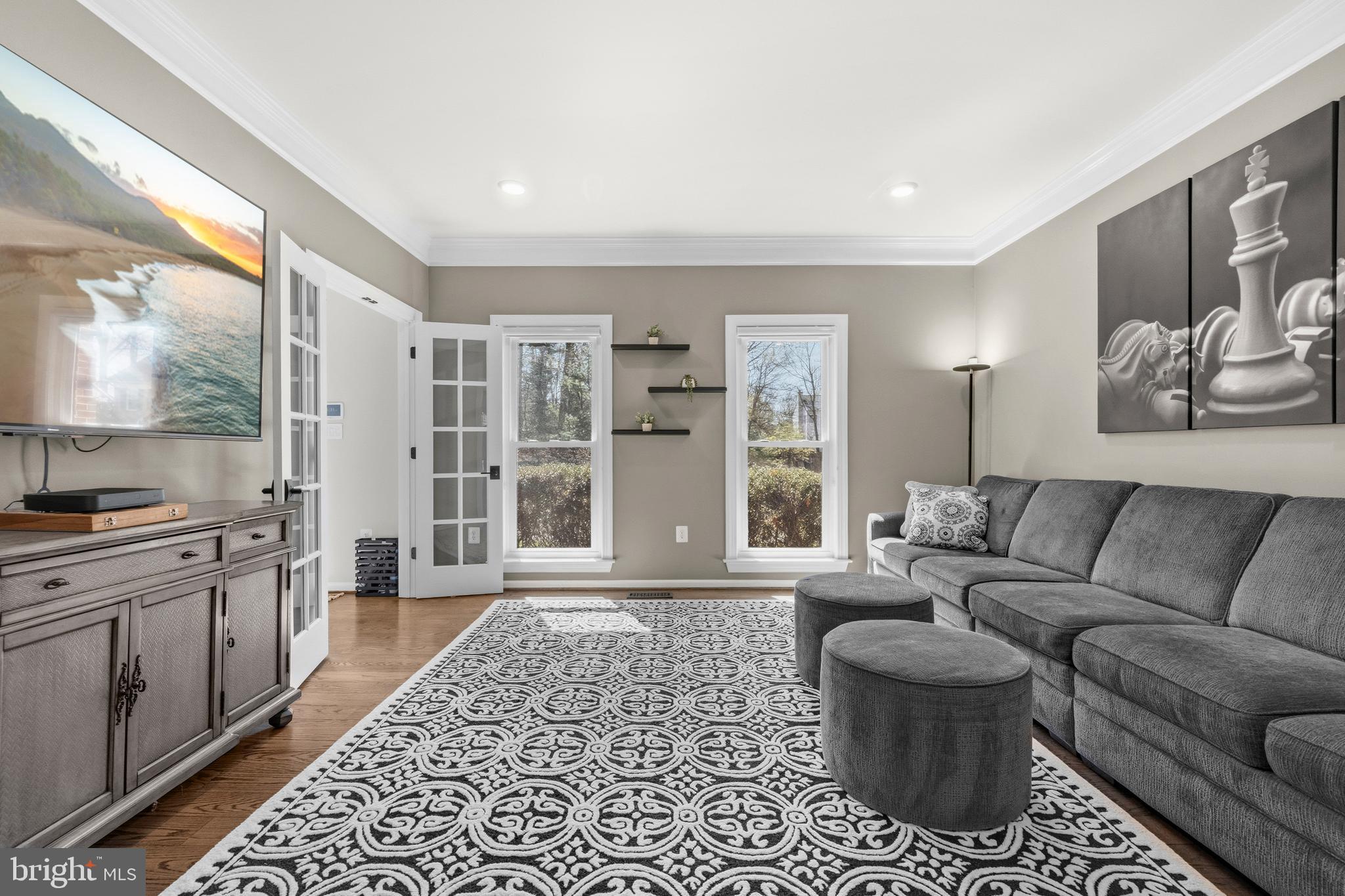 RIDGEGATE WOODS - Residential