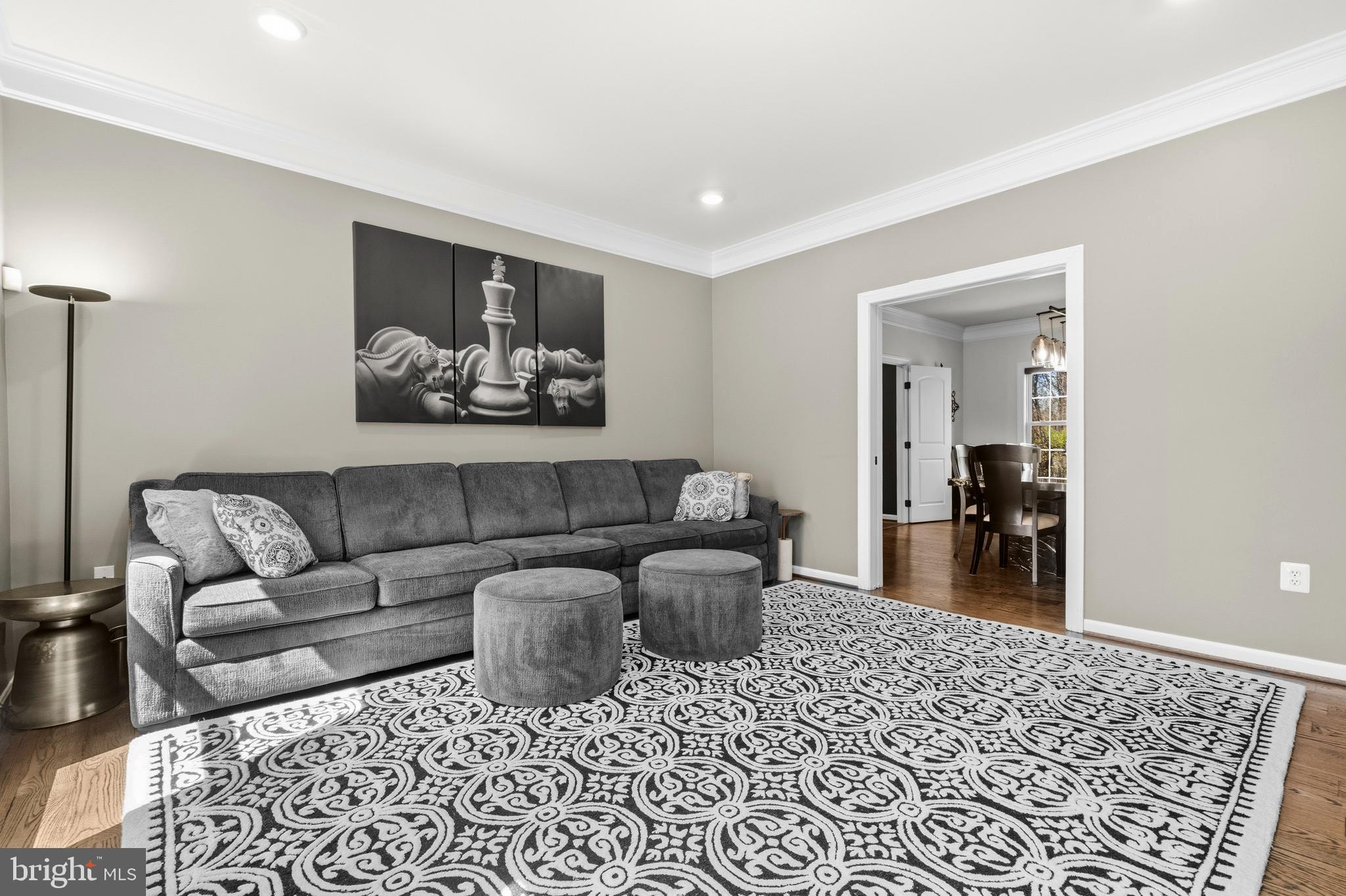 RIDGEGATE WOODS - Residential