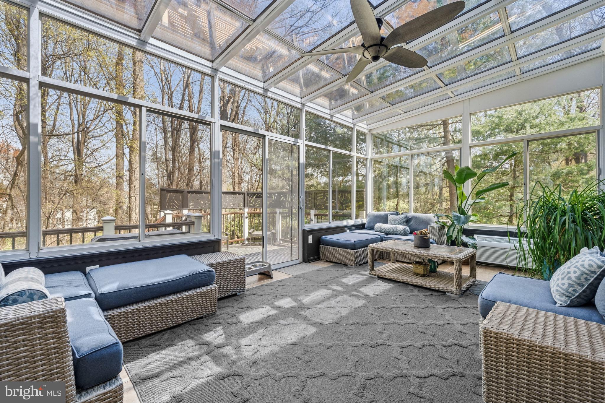 RIDGEGATE WOODS - Residential