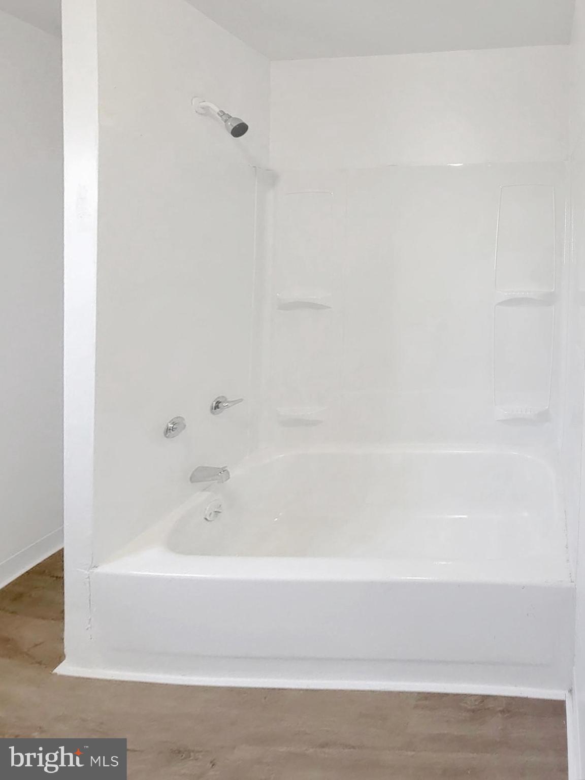 POINT BREEZE - Residential Lease