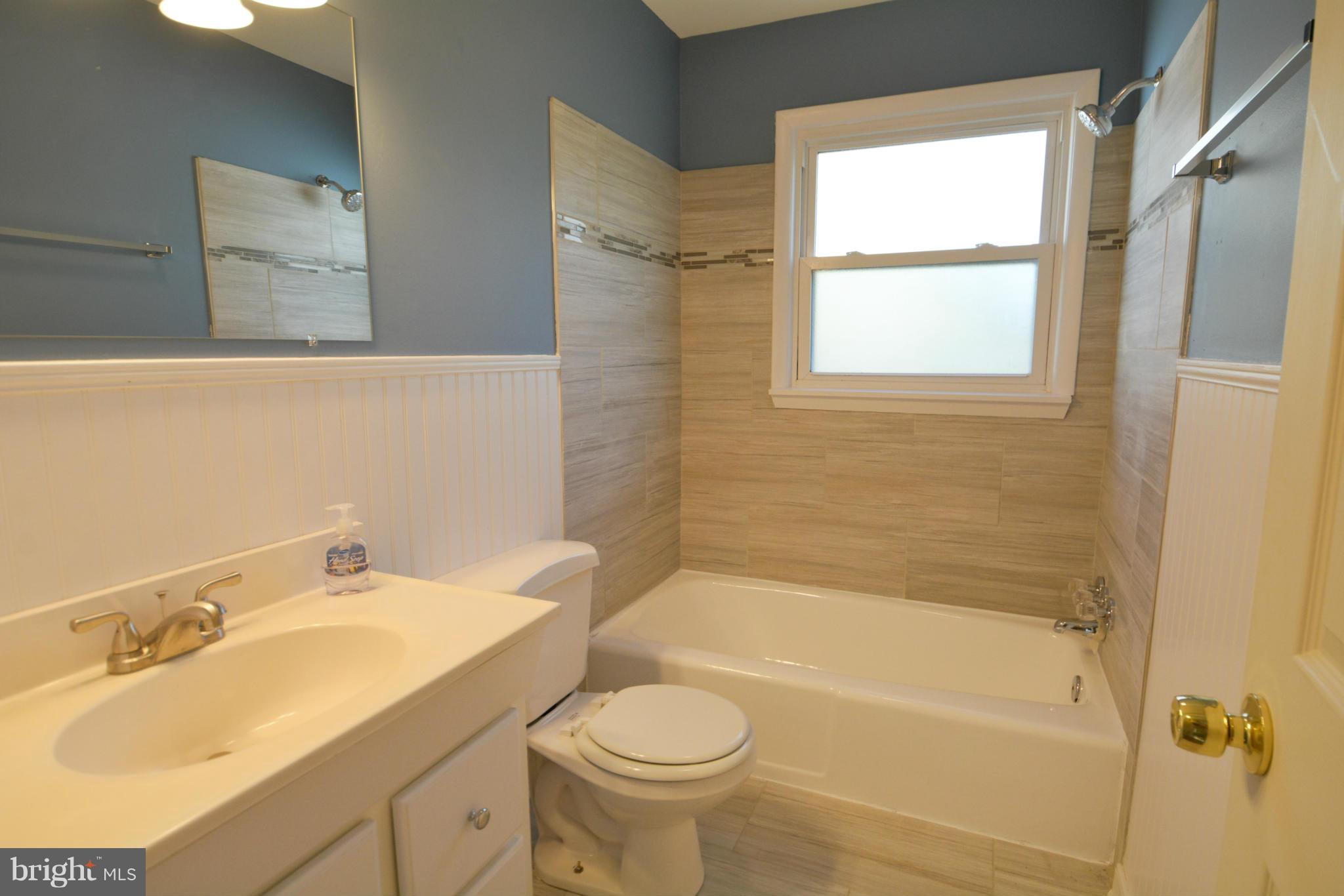 BON AIR - Residential Lease