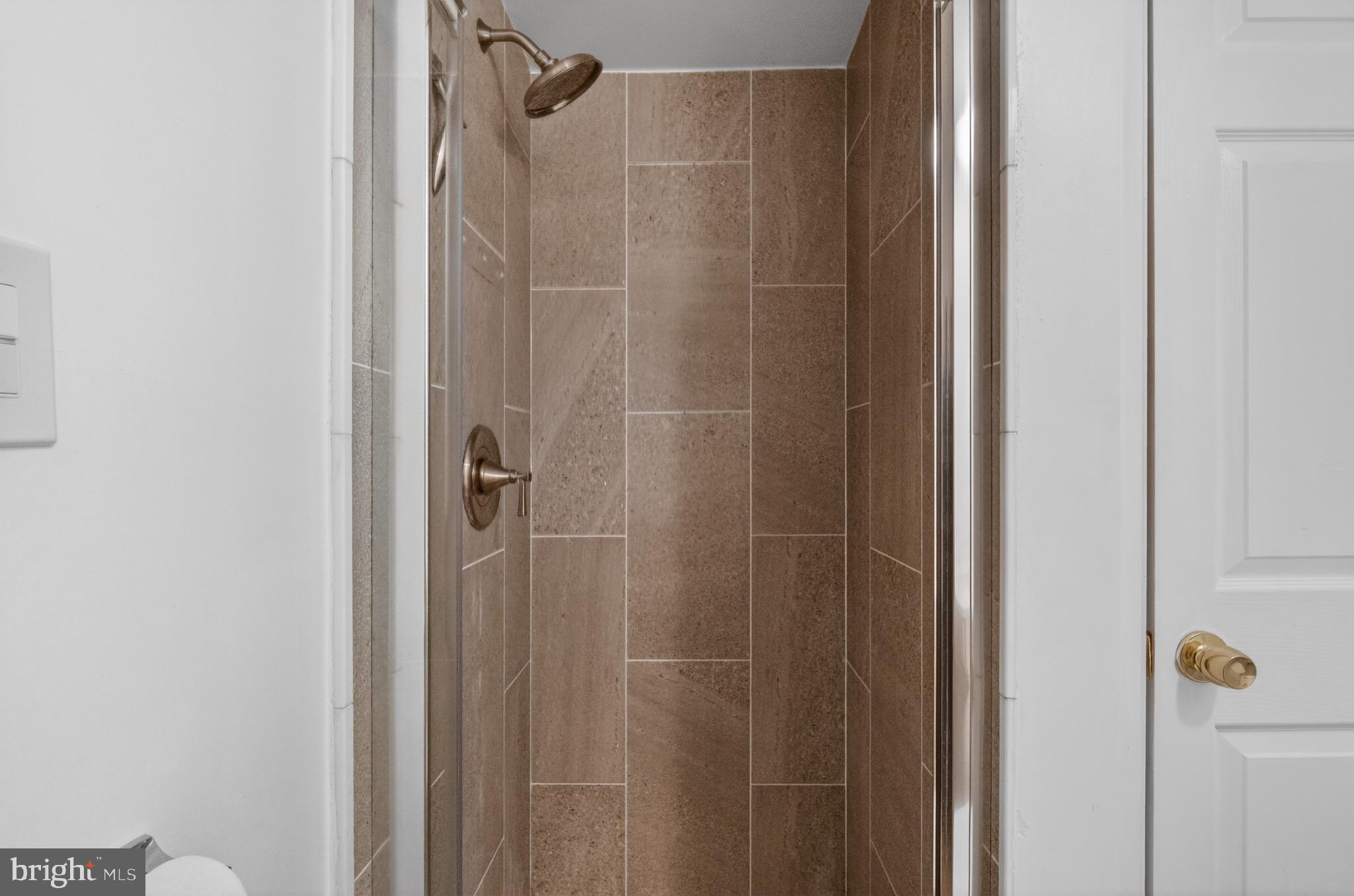 HERMITAGE WOODS - Residential