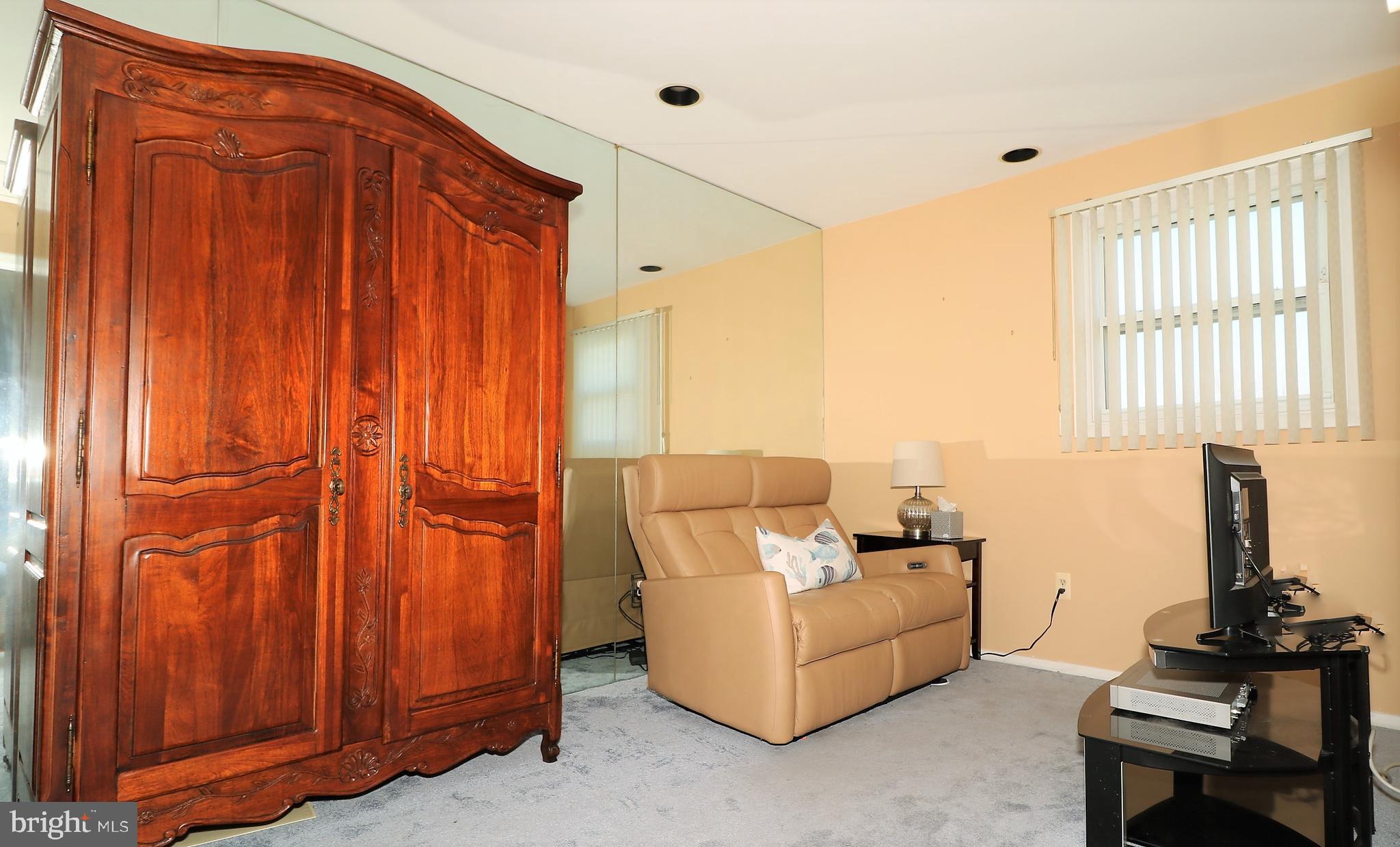 DEERFIELD - Residential