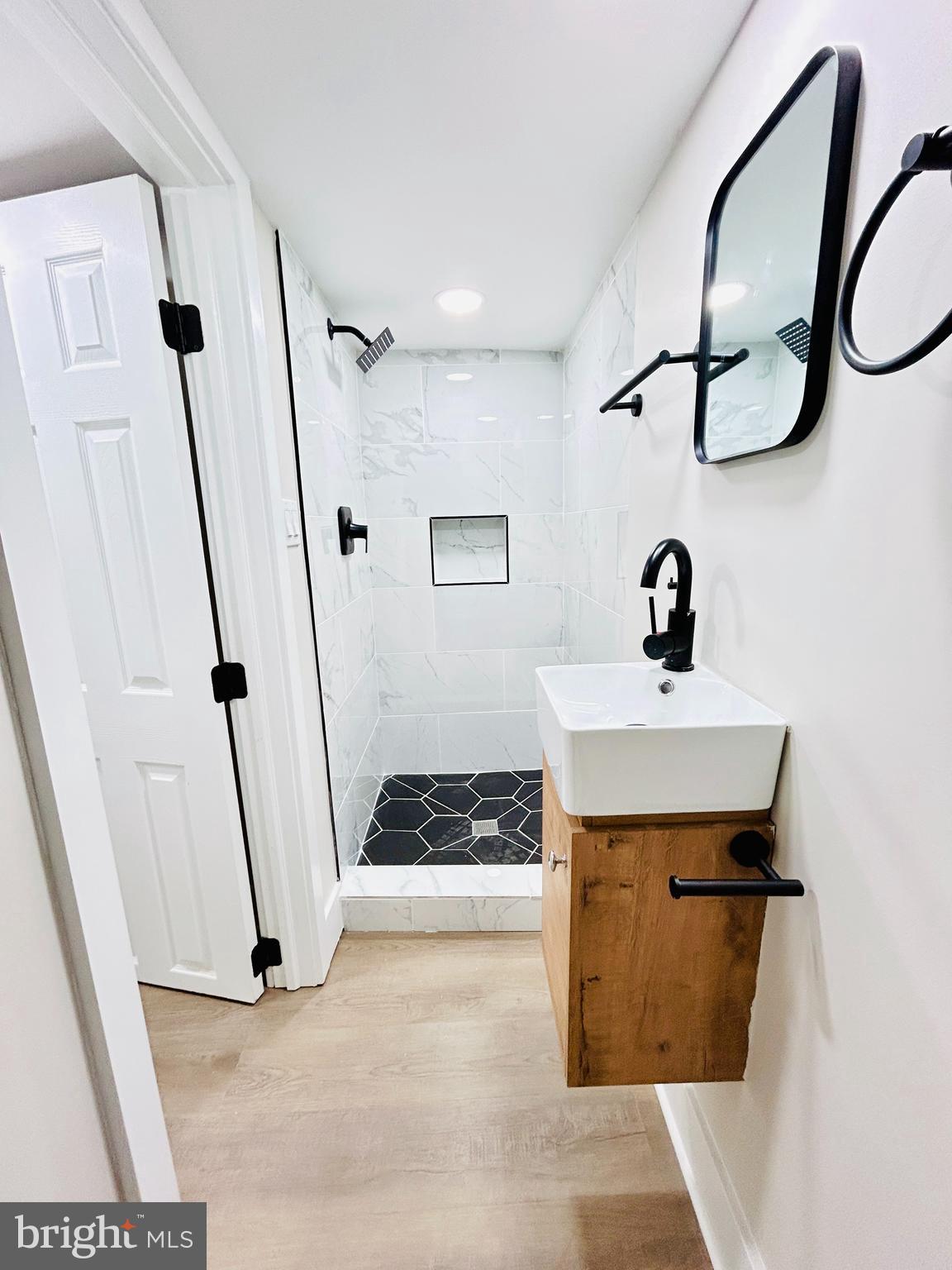 HIGHLANDTOWN - Residential