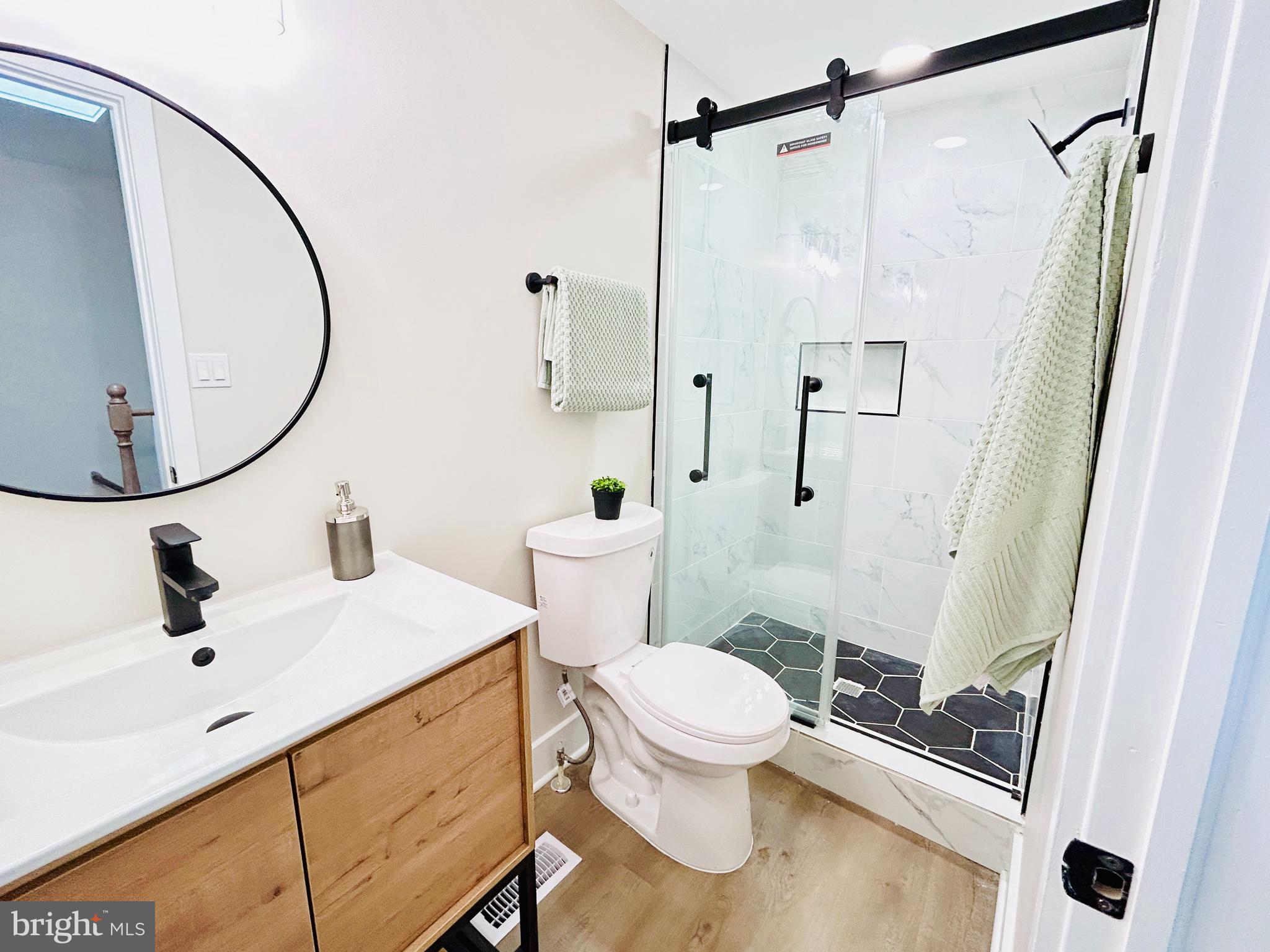 HIGHLANDTOWN - Residential