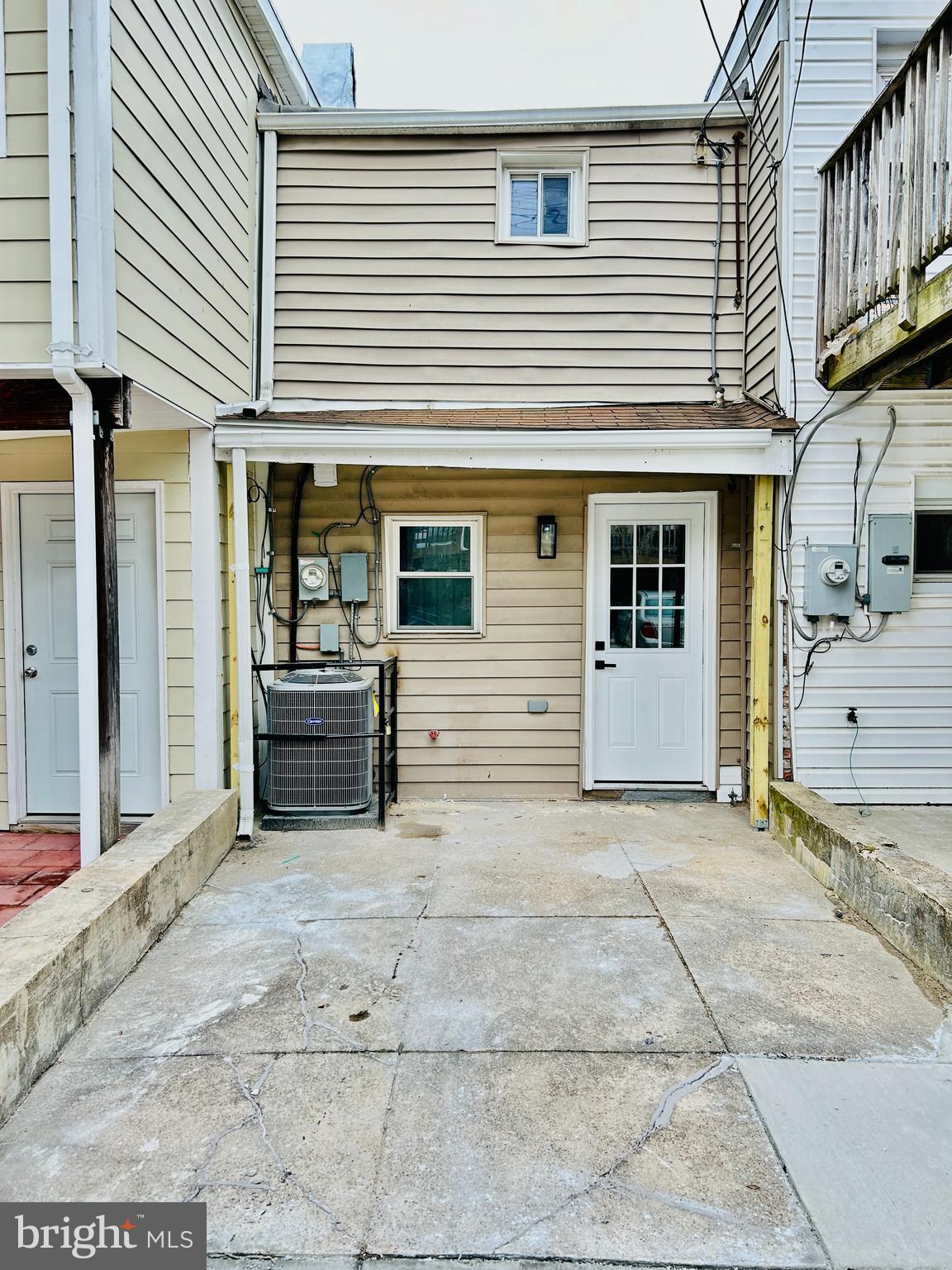 HIGHLANDTOWN - Residential