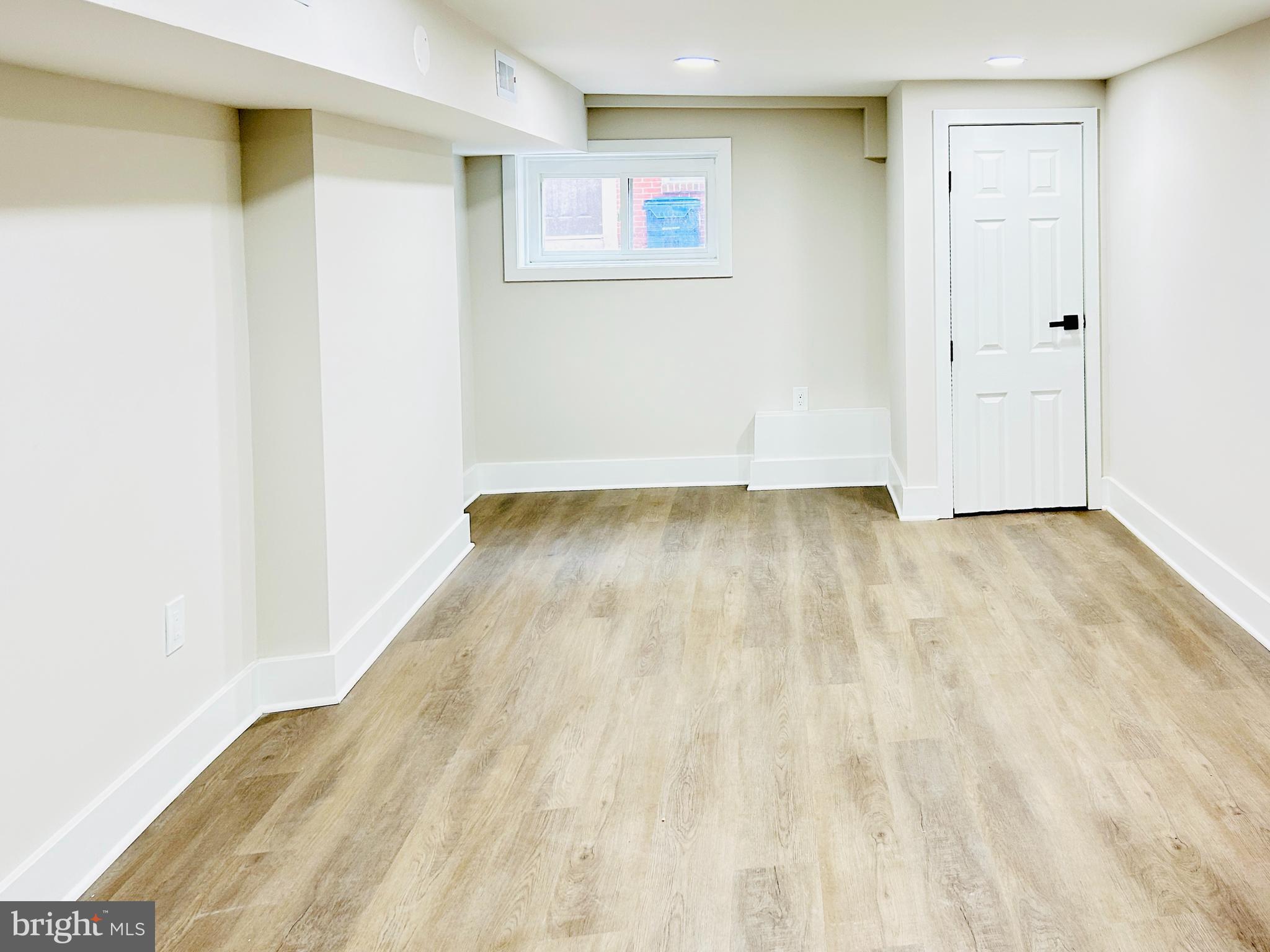 HIGHLANDTOWN - Residential