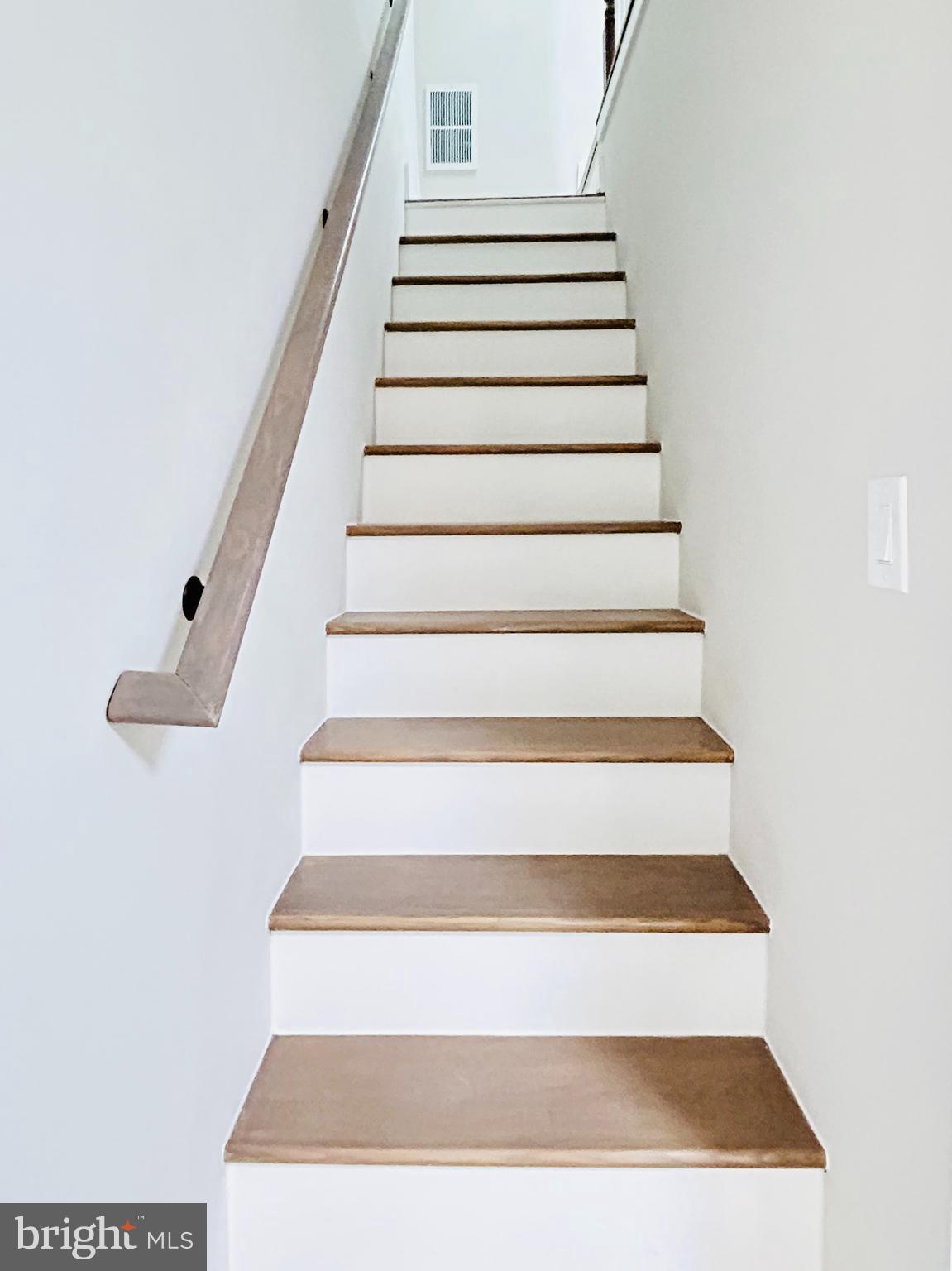 HIGHLANDTOWN - Residential