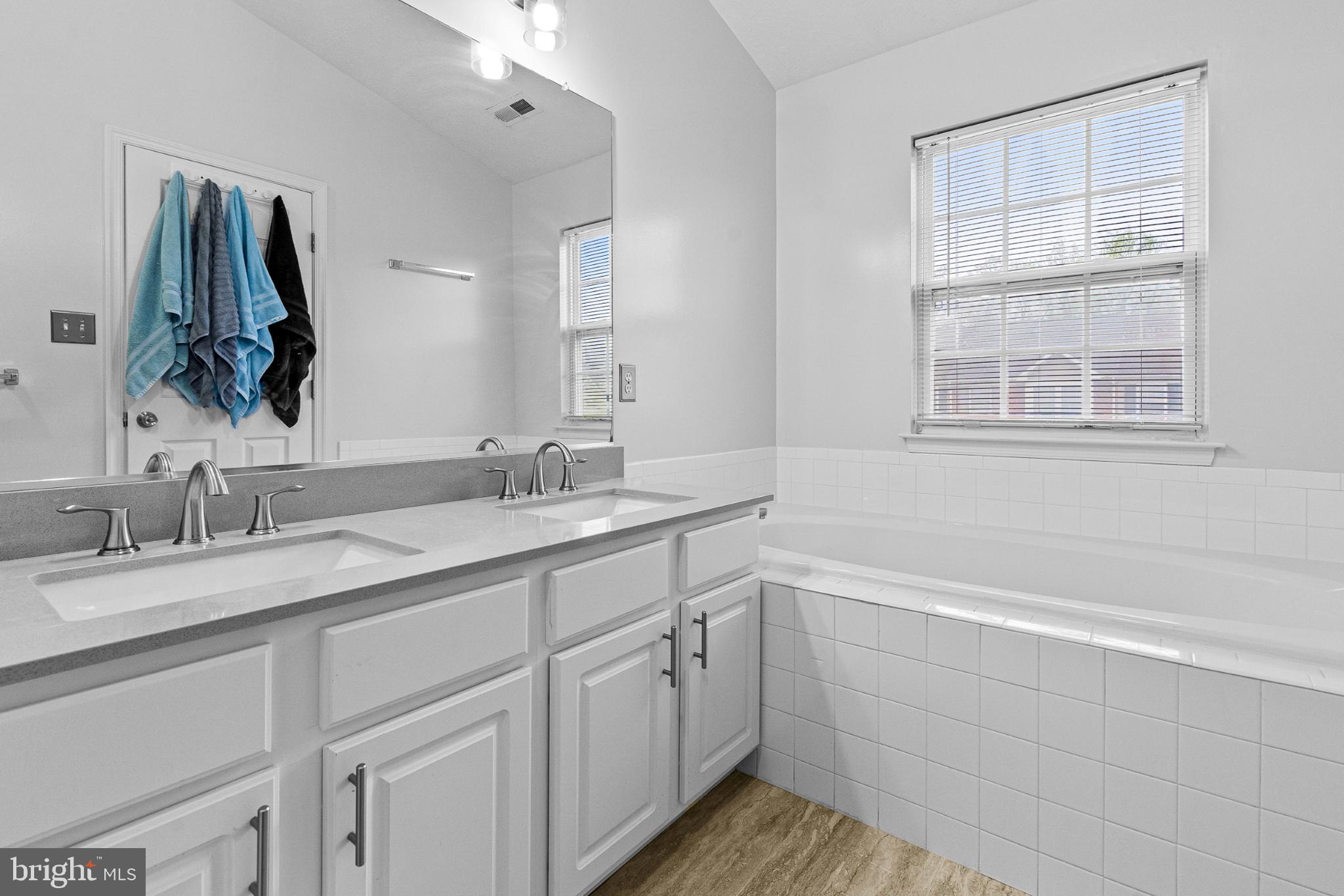 EAGLES LANDING - Residential Lease