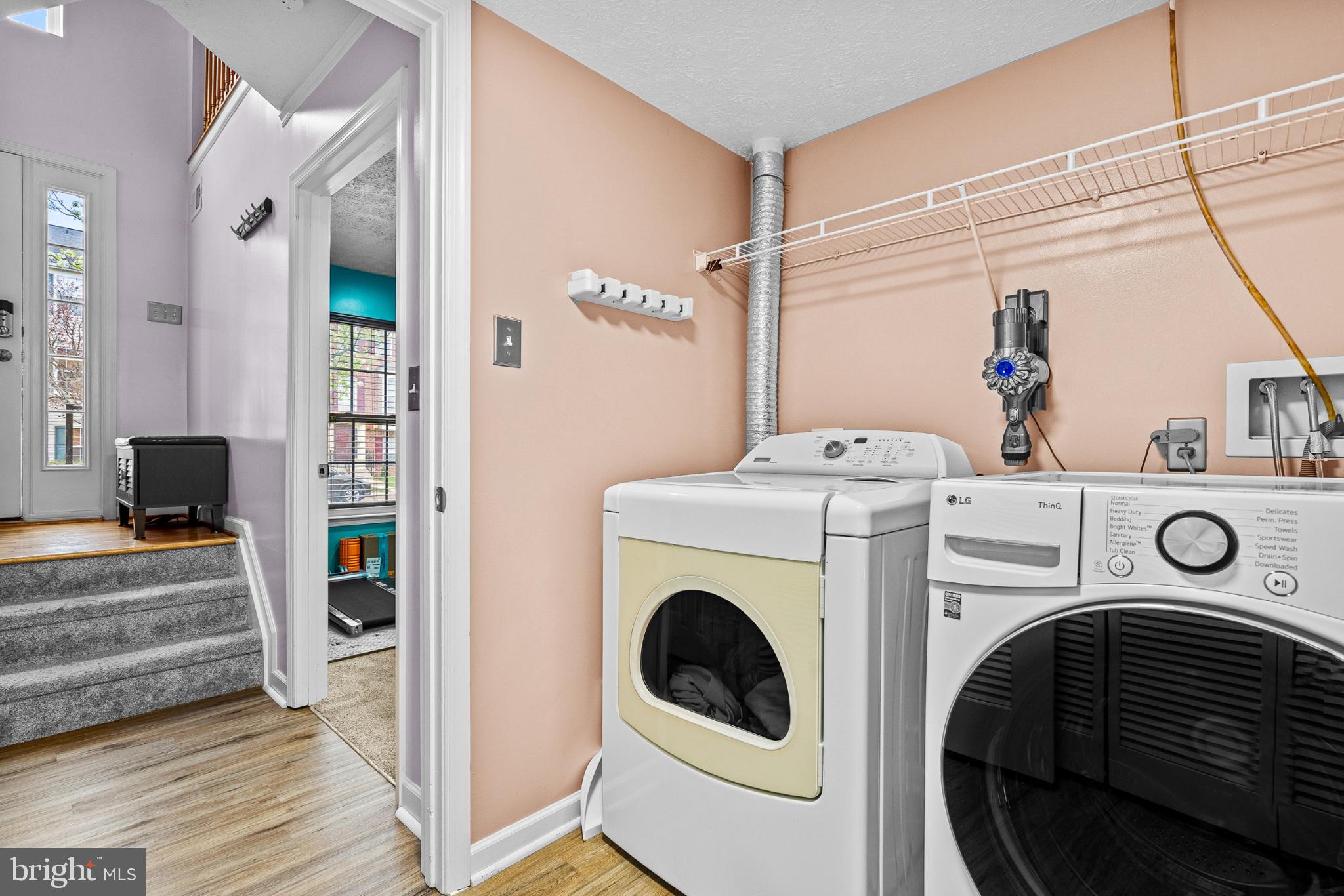 EAGLES LANDING - Residential Lease