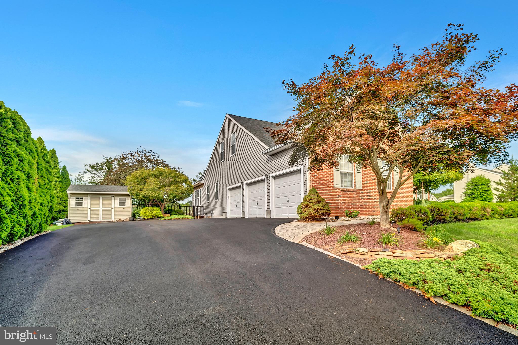 7 ANDERSON LANE