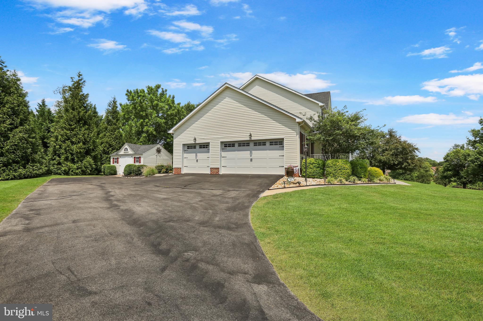 EASTLAND - Residential