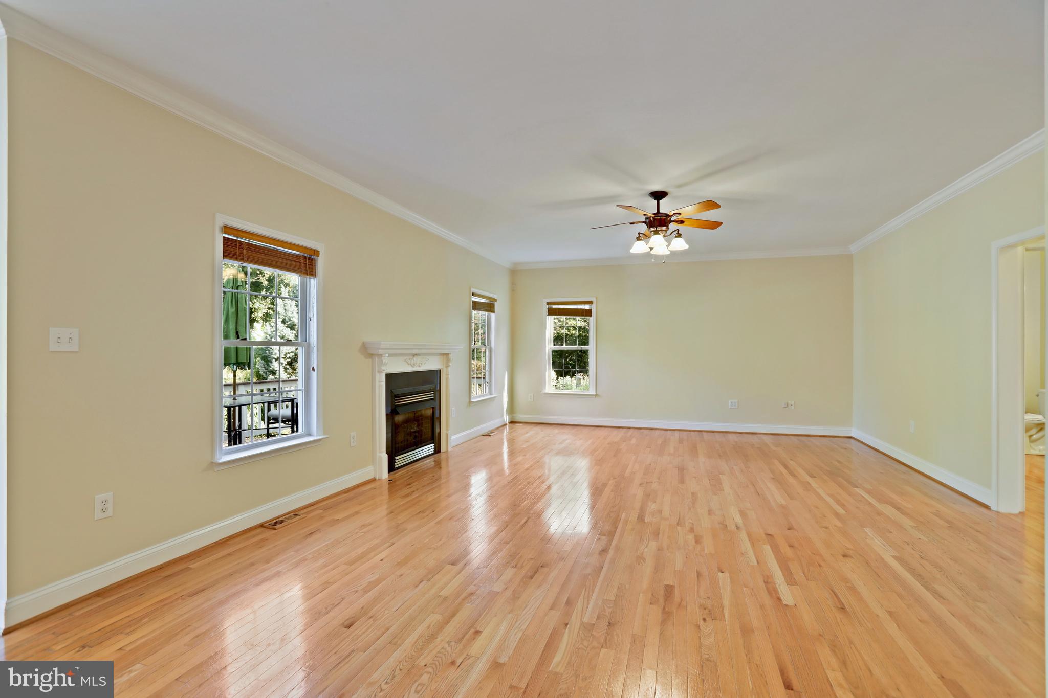 EASTLAND - Residential