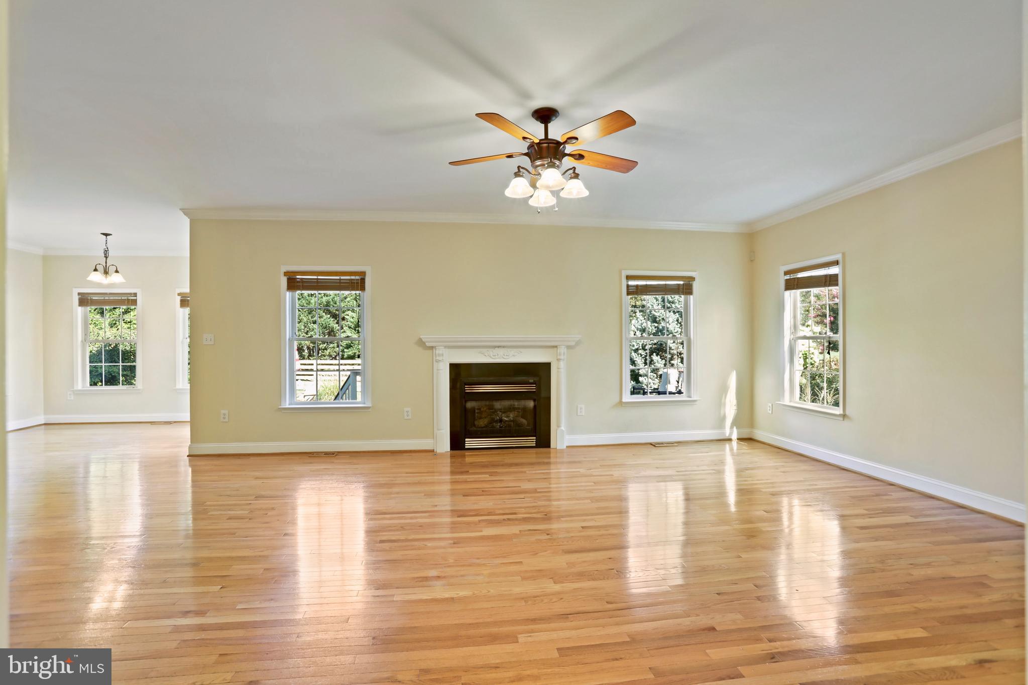 EASTLAND - Residential