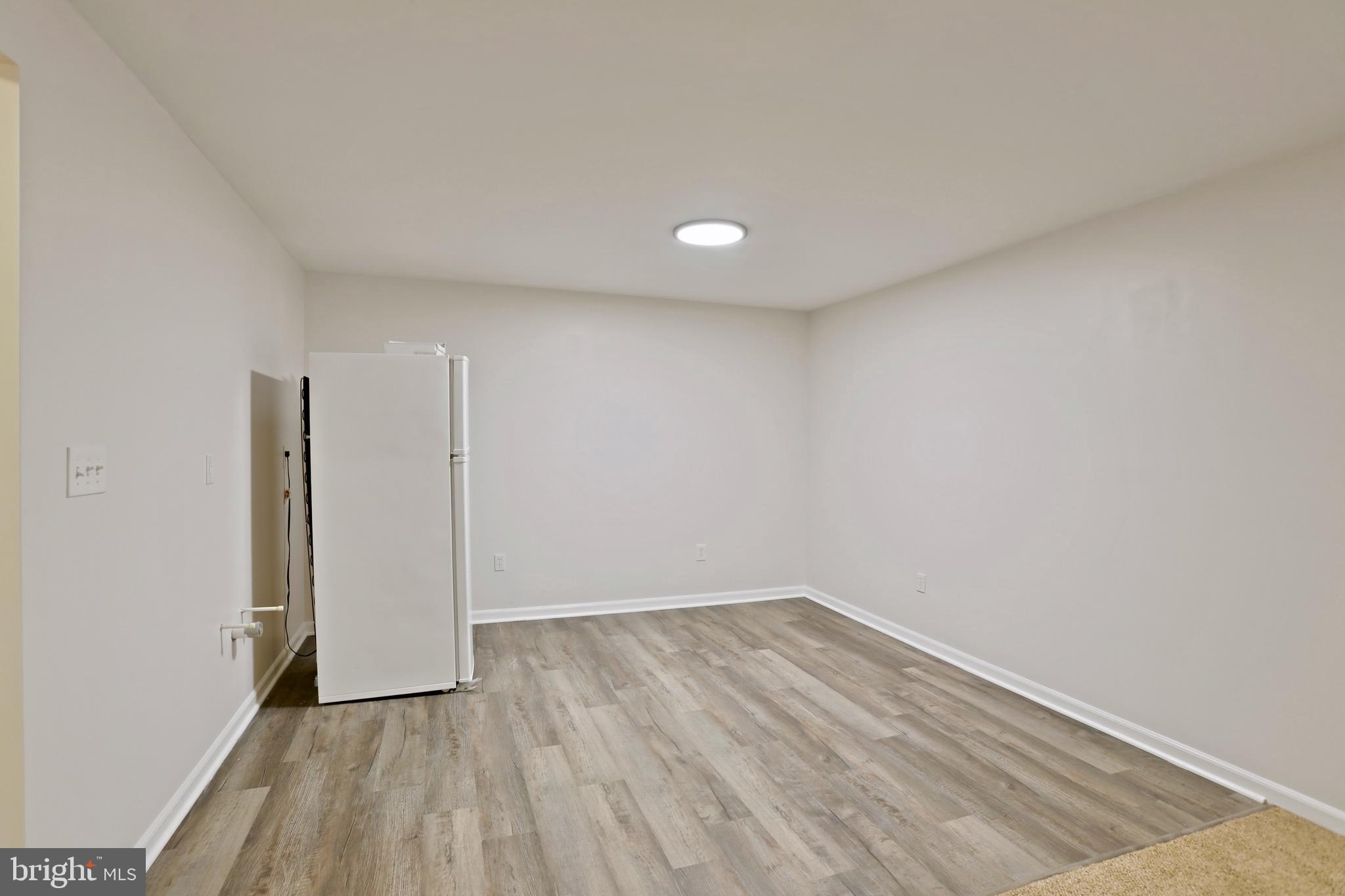 EASTLAND - Residential