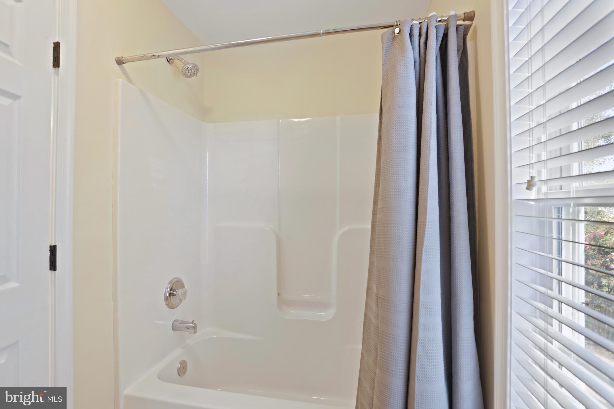 EASTLAND - Residential