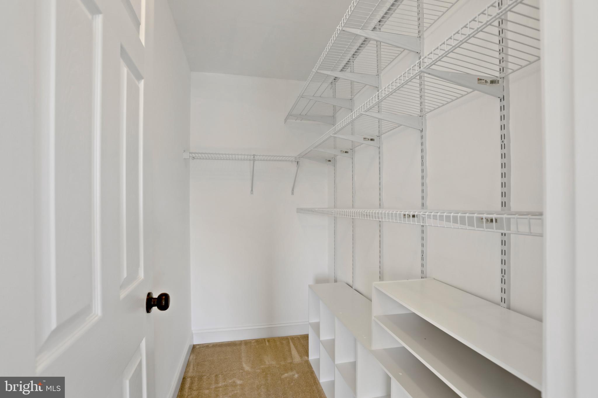 EASTLAND - Residential