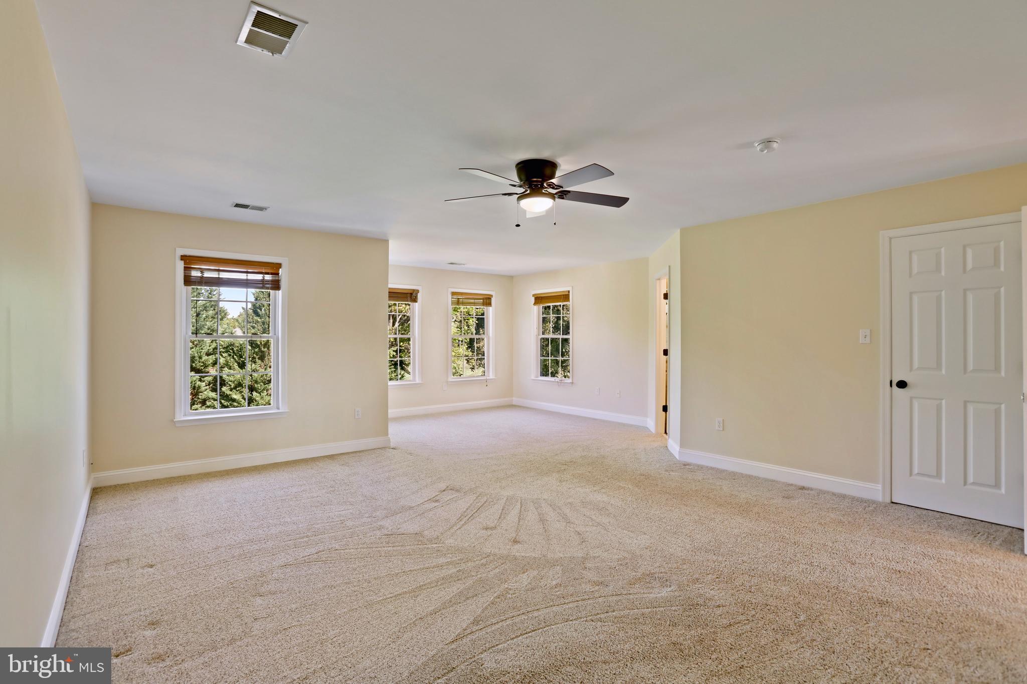 EASTLAND - Residential