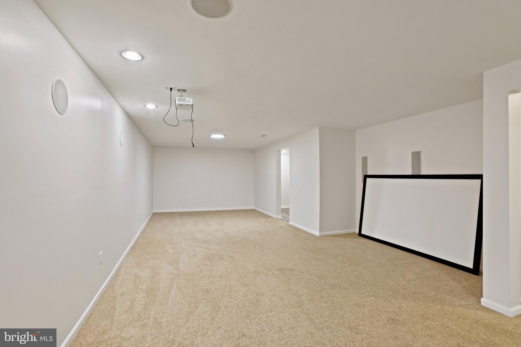 EASTLAND - Residential