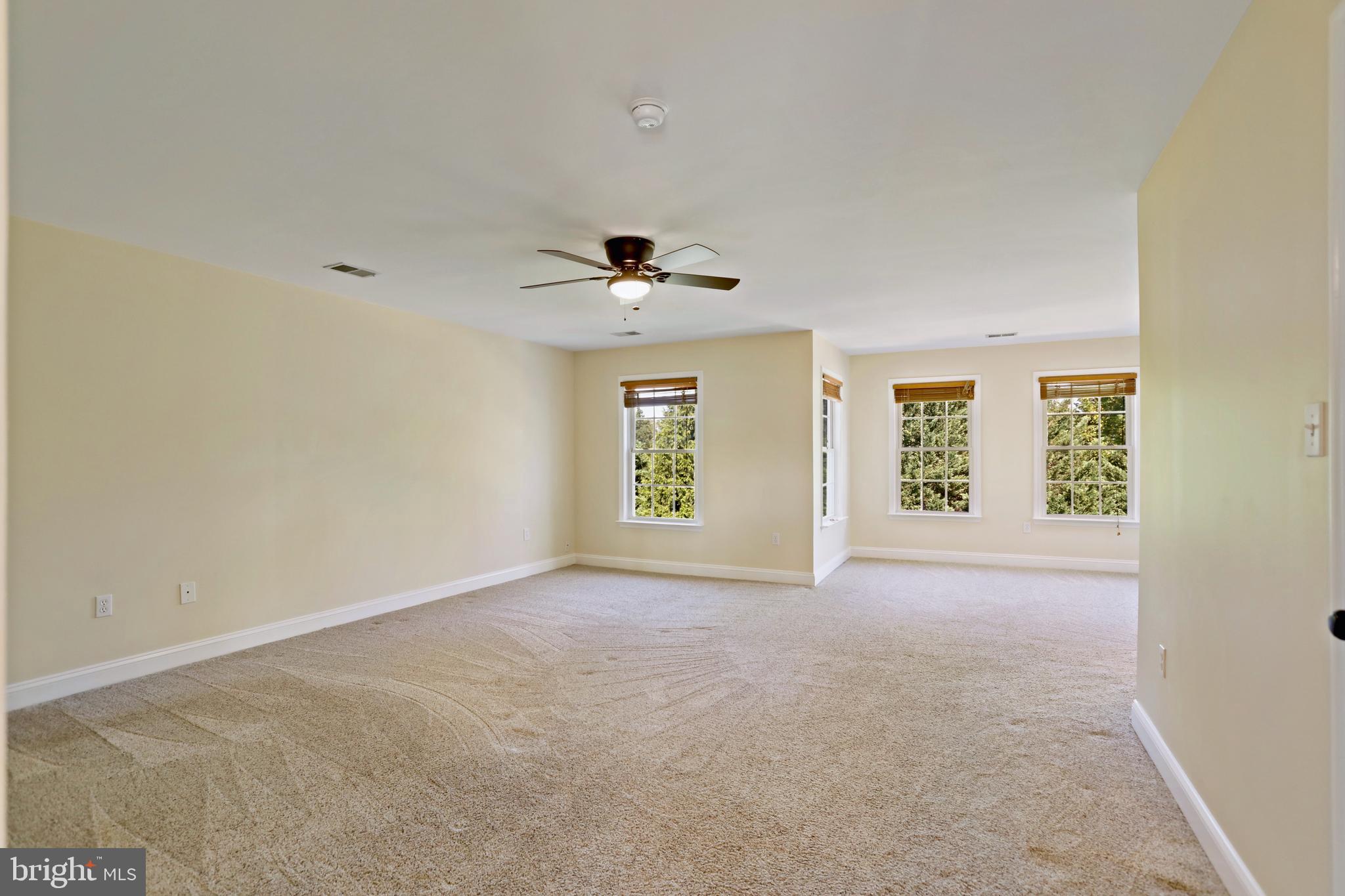 EASTLAND - Residential