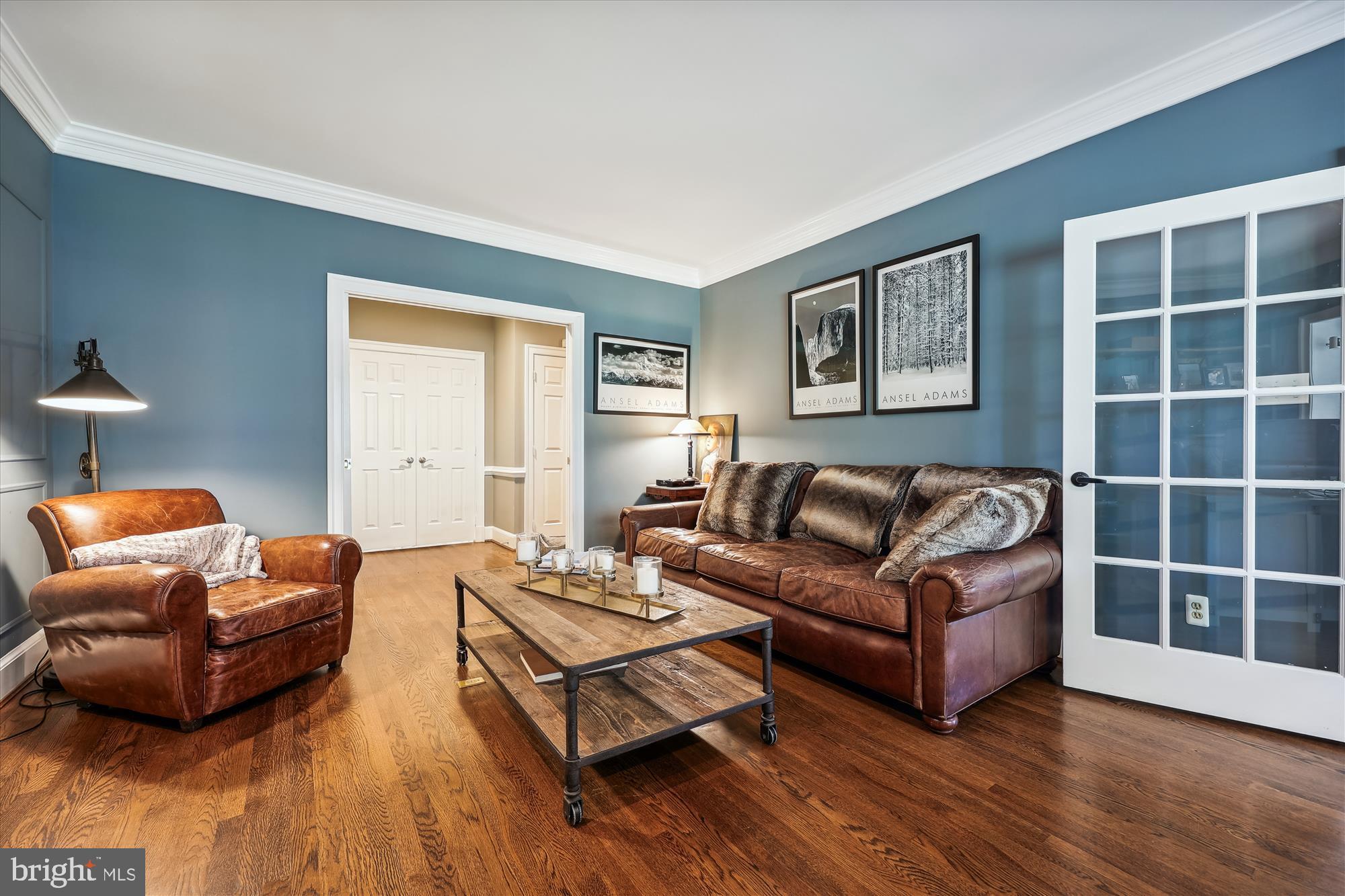 MANOR PARK - Residential