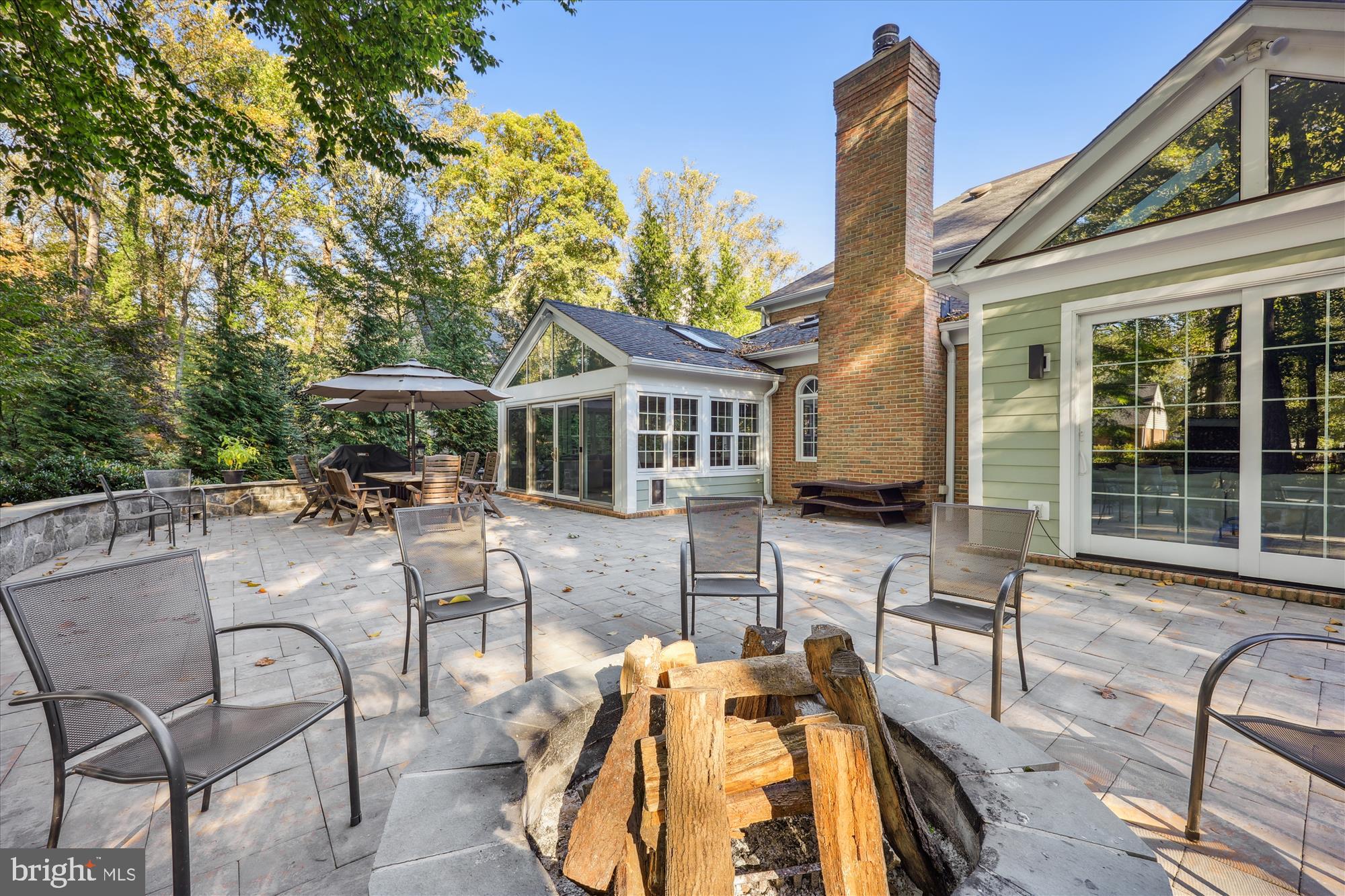 MANOR PARK - Residential