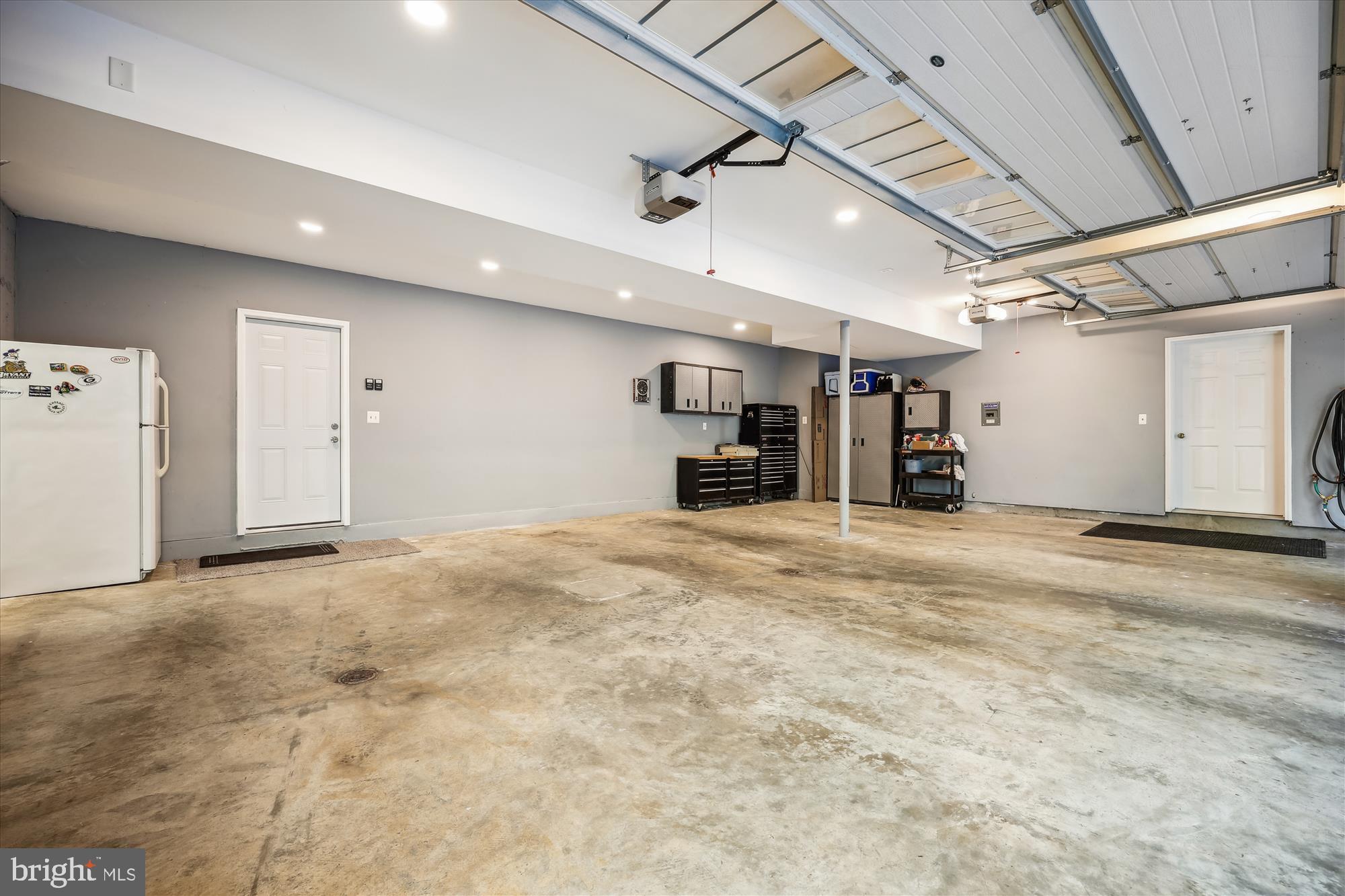 MANOR PARK - Residential