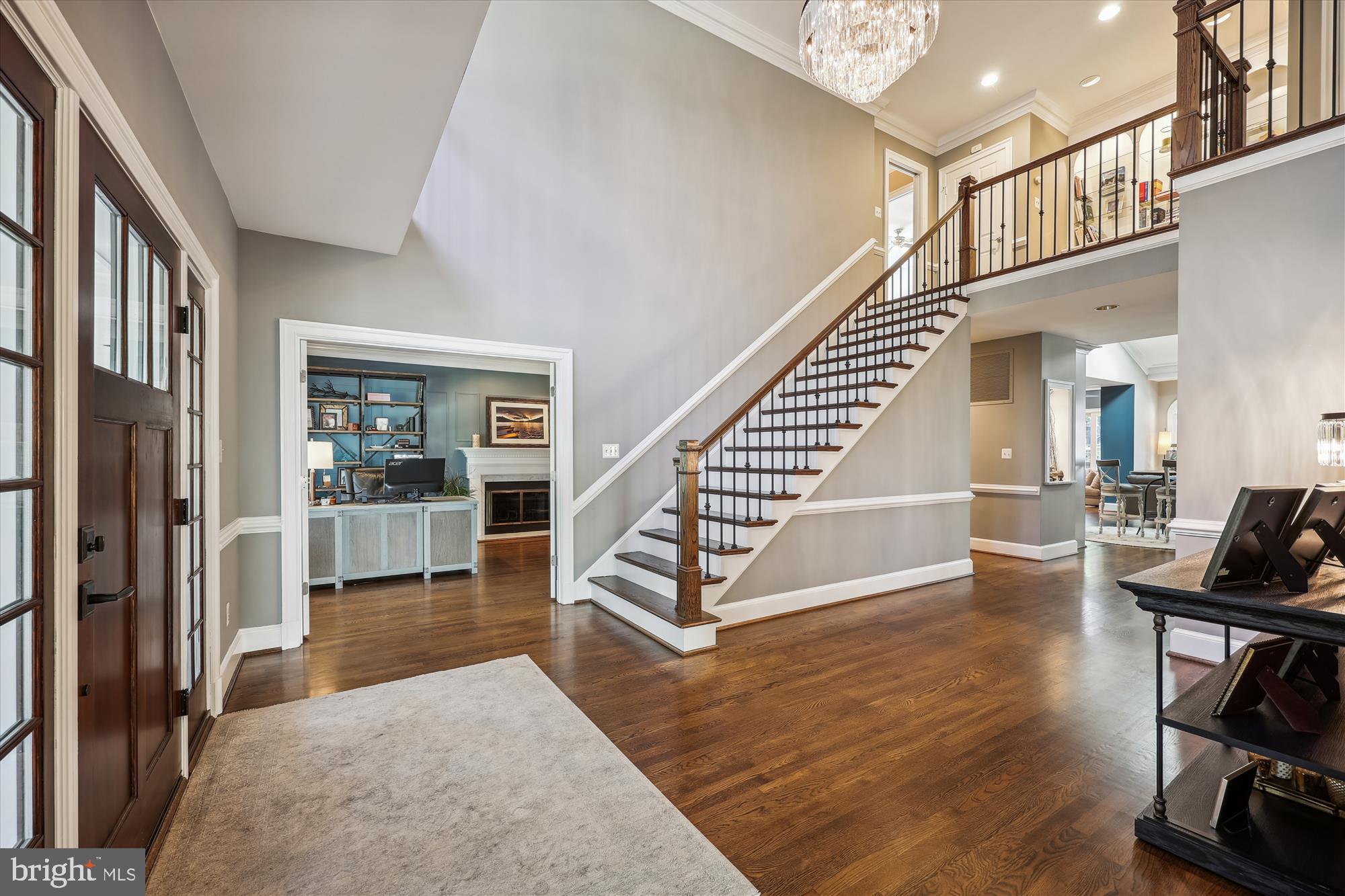 MANOR PARK - Residential