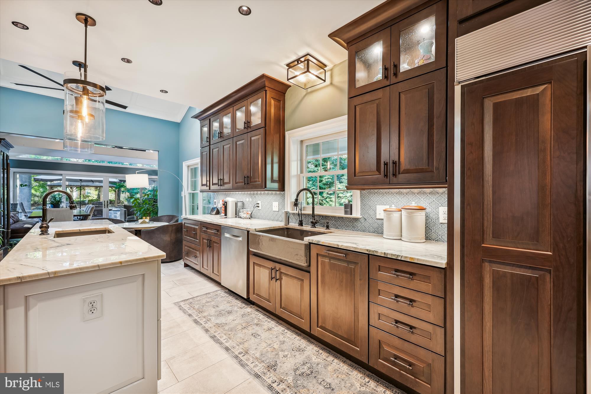 MANOR PARK - Residential