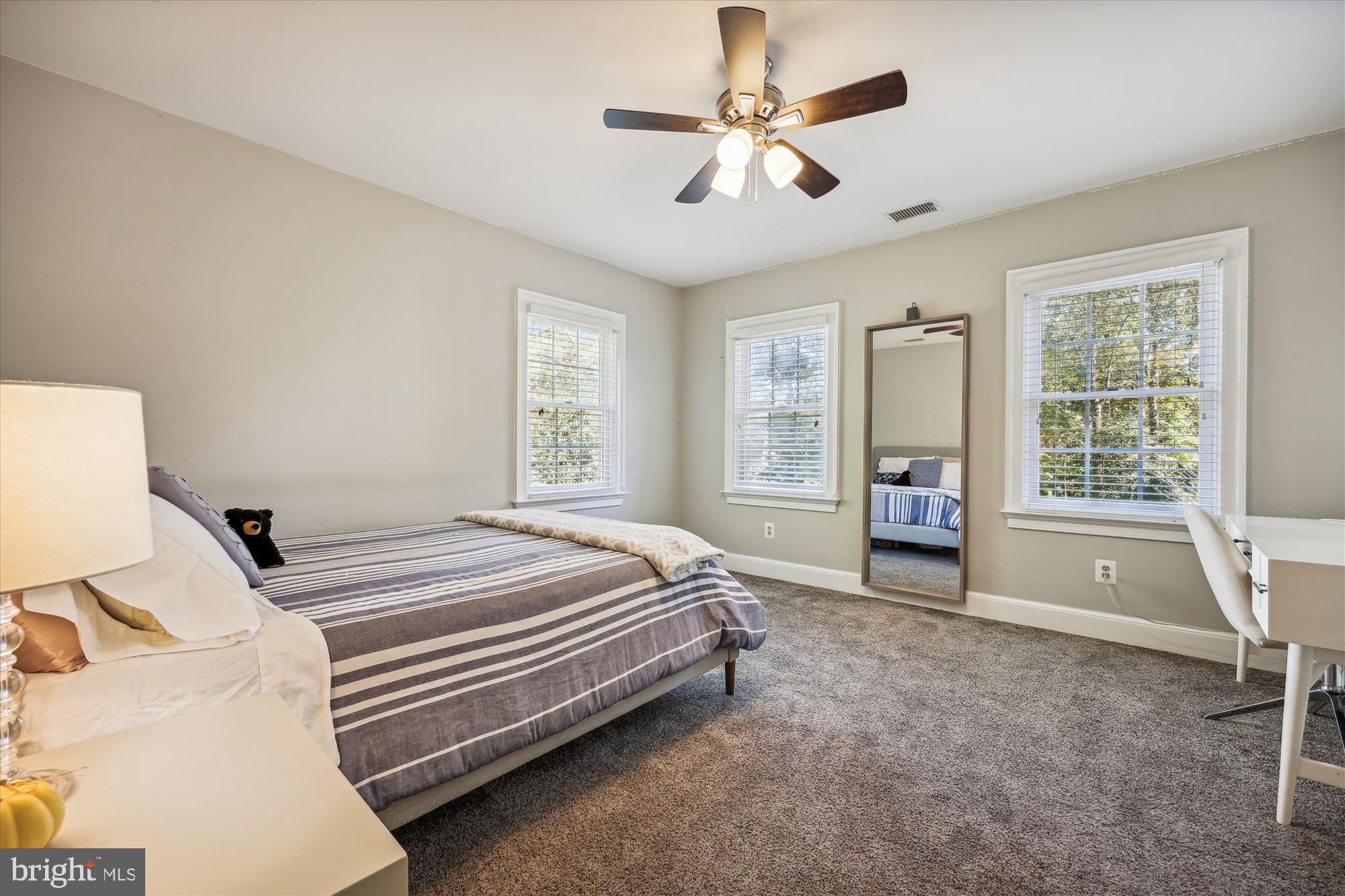 MANOR PARK - Residential