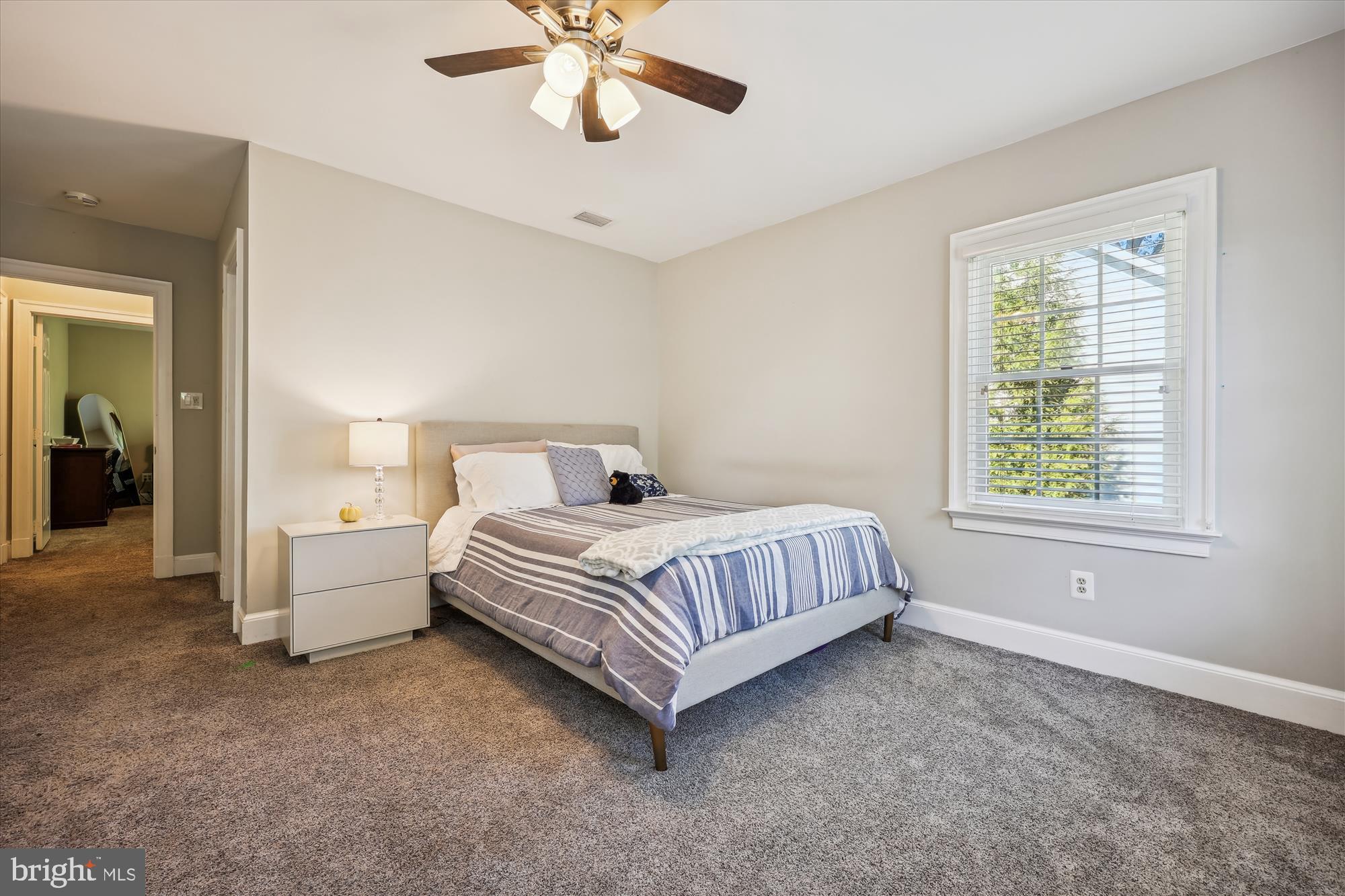 MANOR PARK - Residential