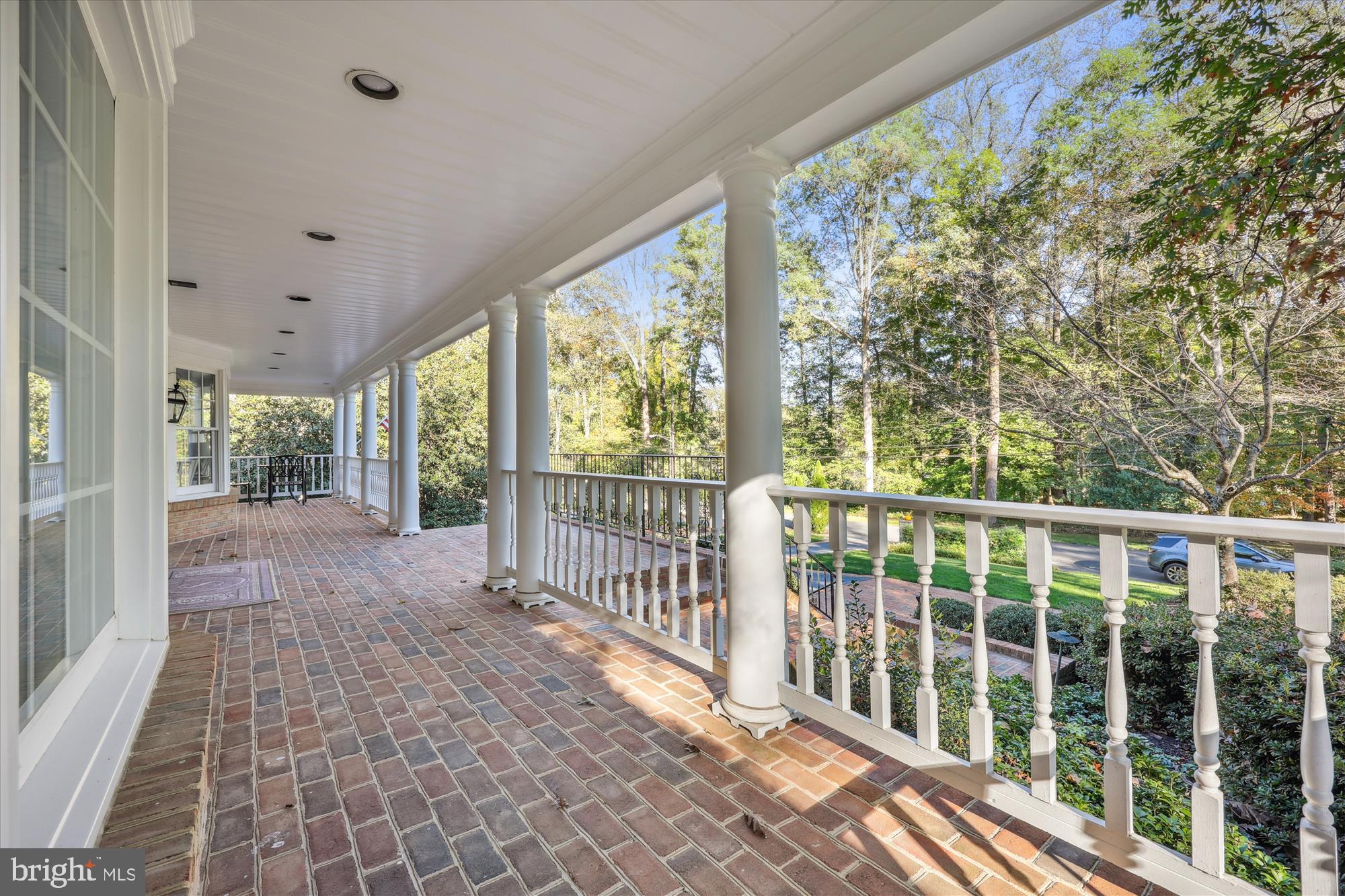 MANOR PARK - Residential