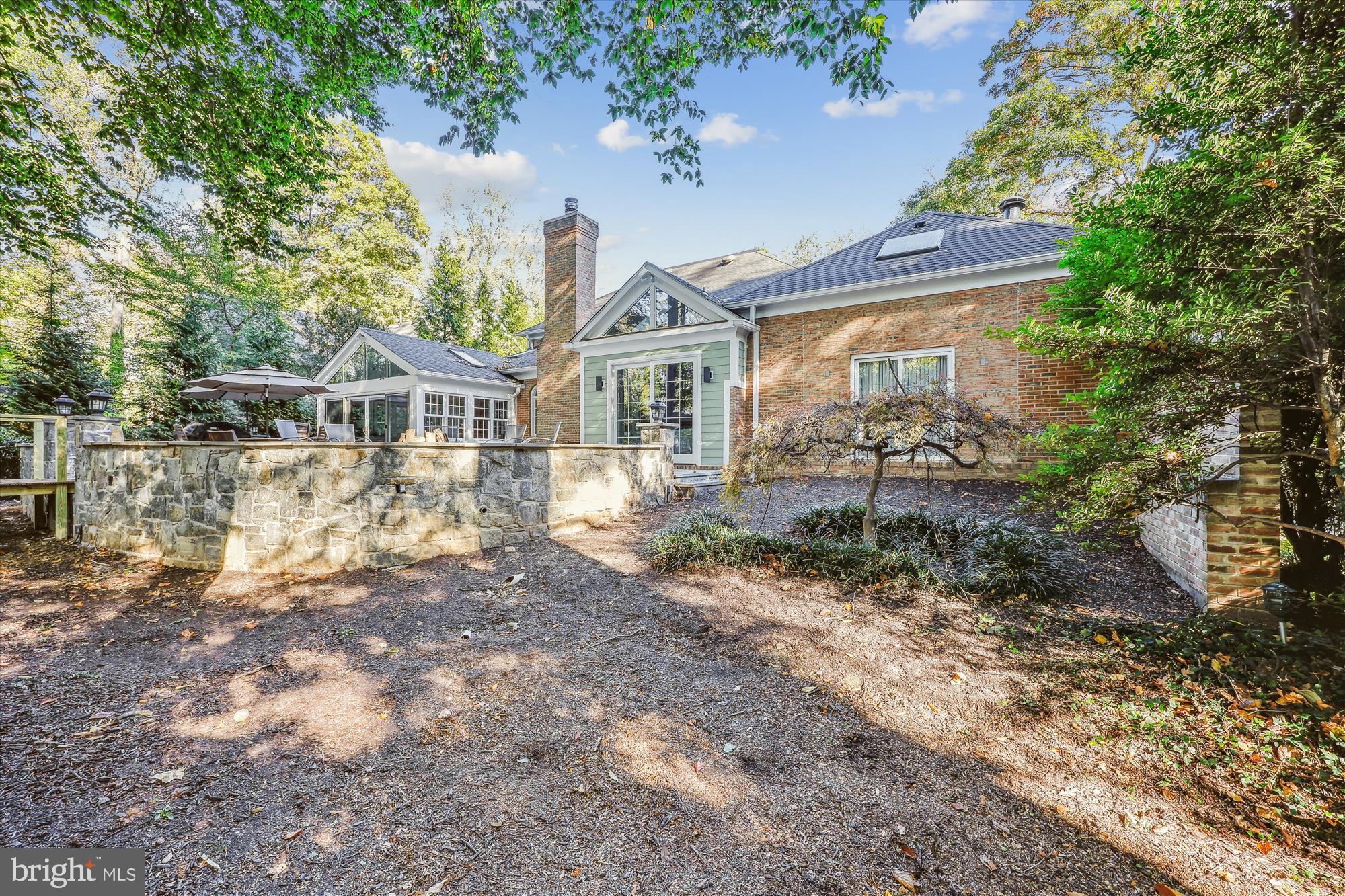 MANOR PARK - Residential