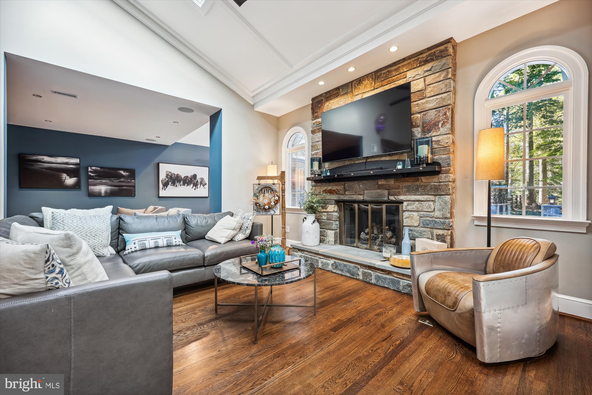 MANOR PARK - Residential