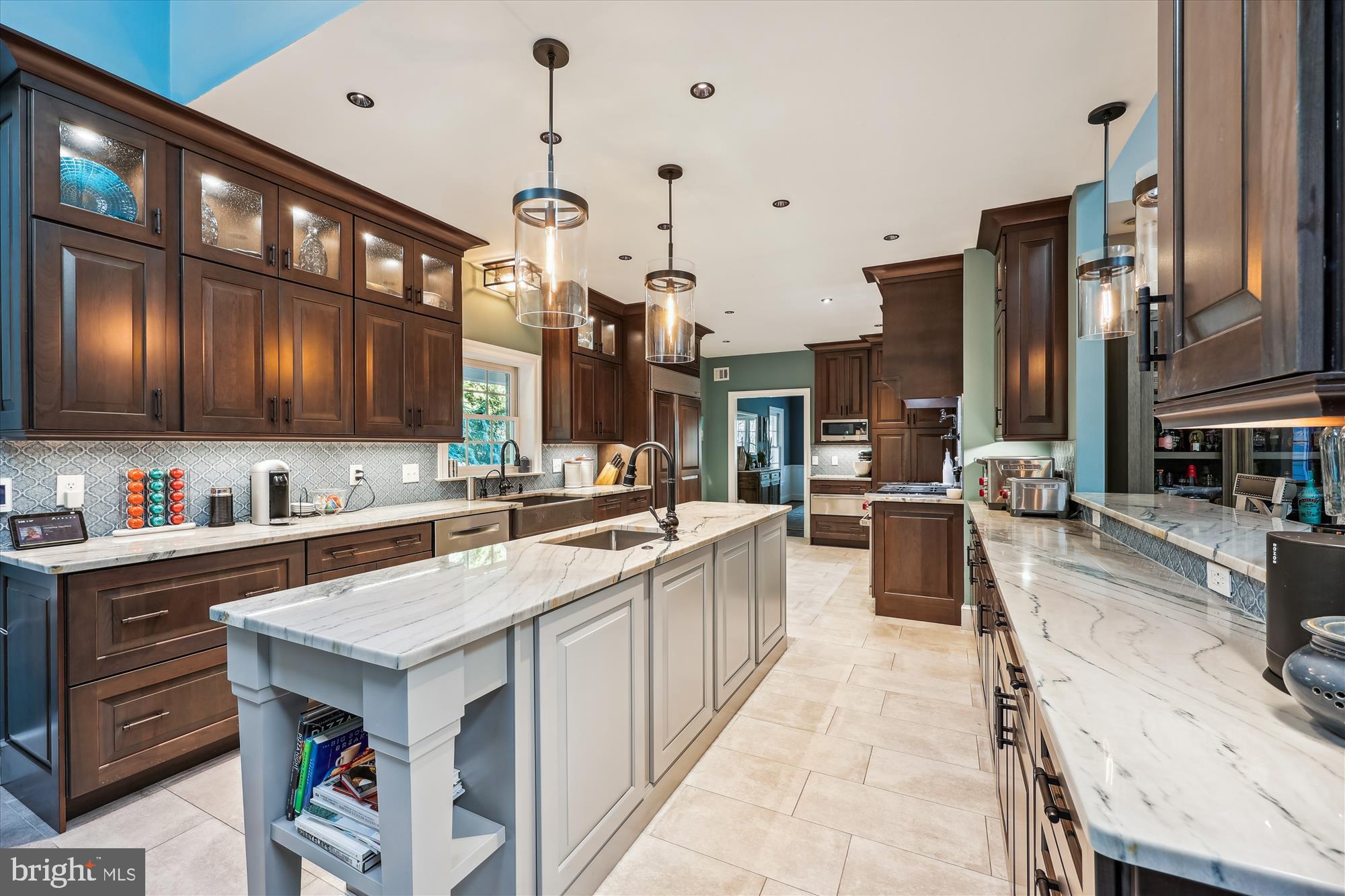 MANOR PARK - Residential