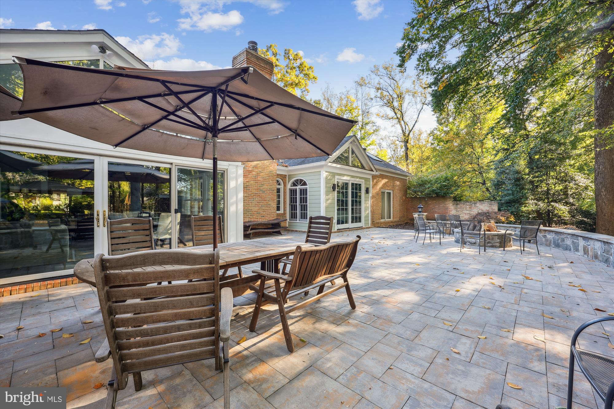 MANOR PARK - Residential