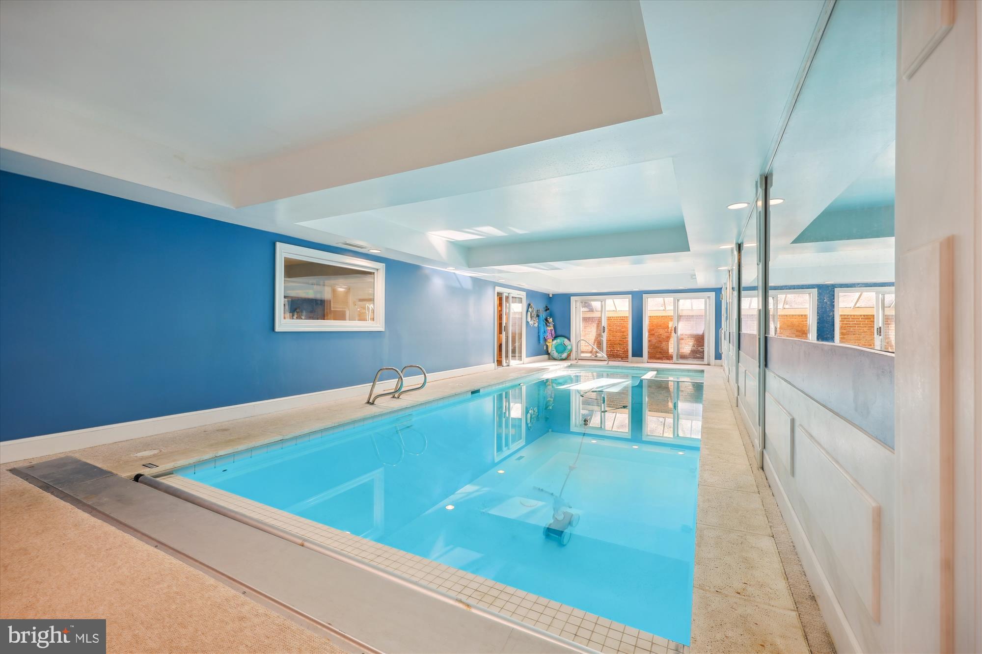 MANOR PARK - Residential