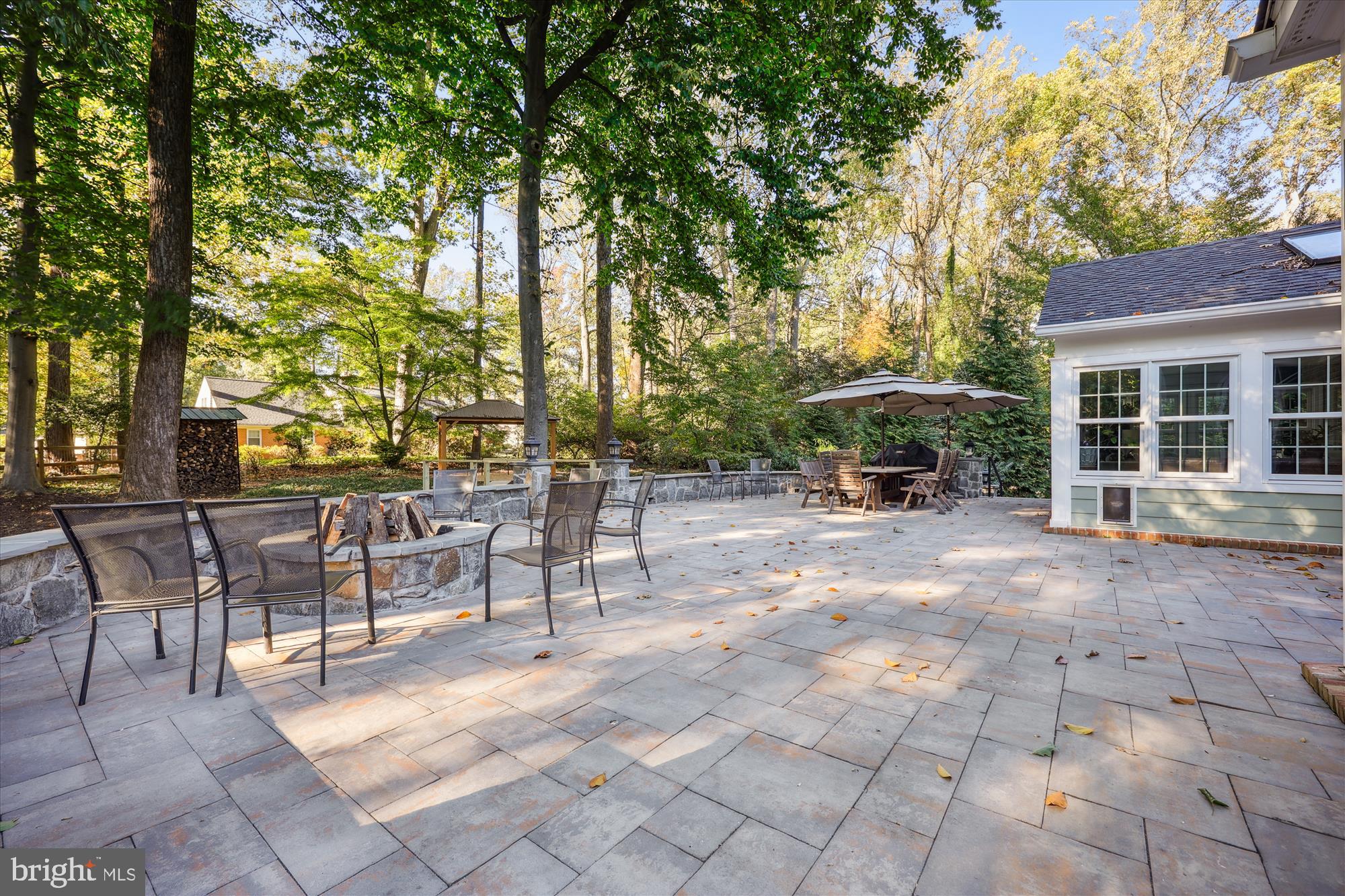 MANOR PARK - Residential