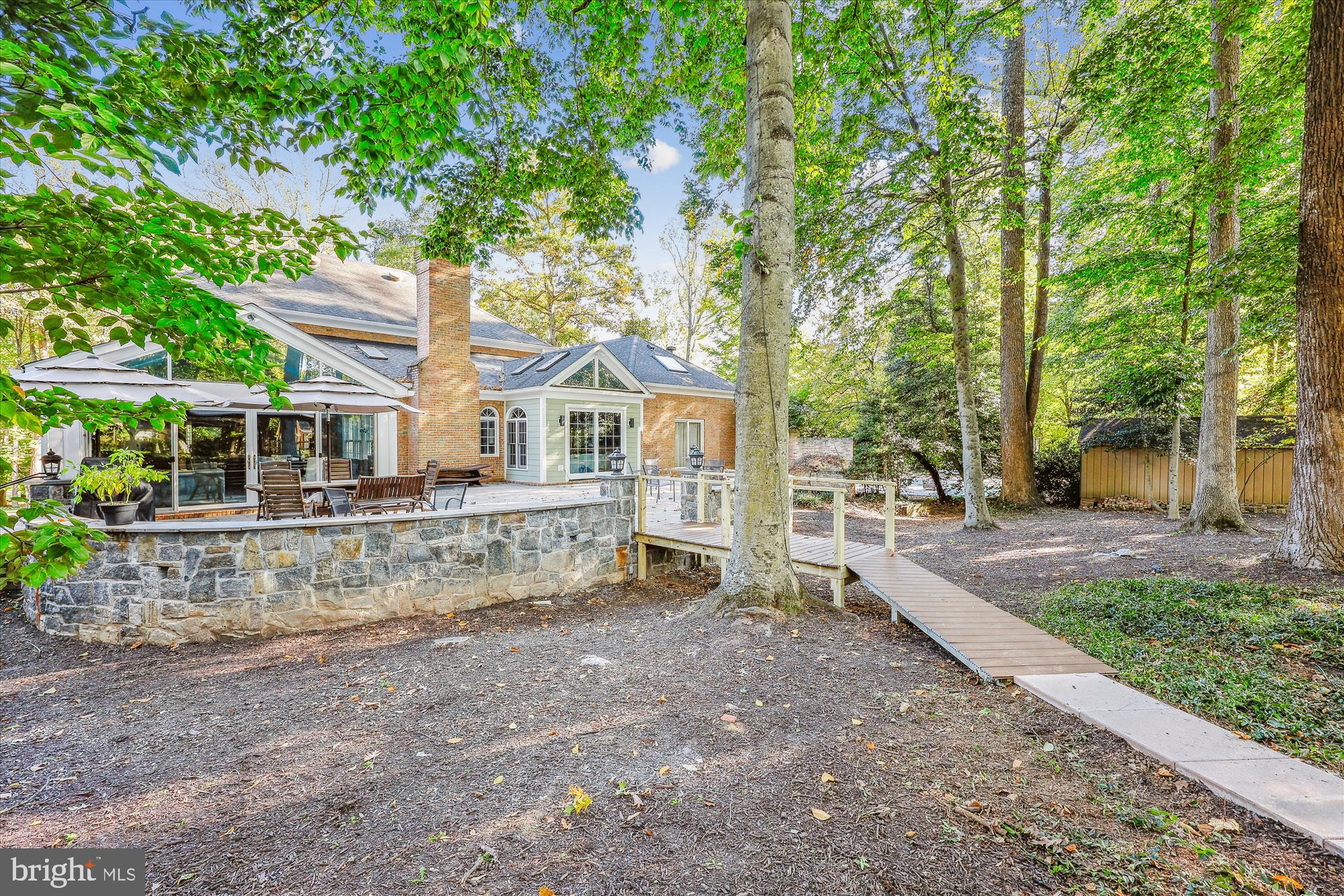 MANOR PARK - Residential