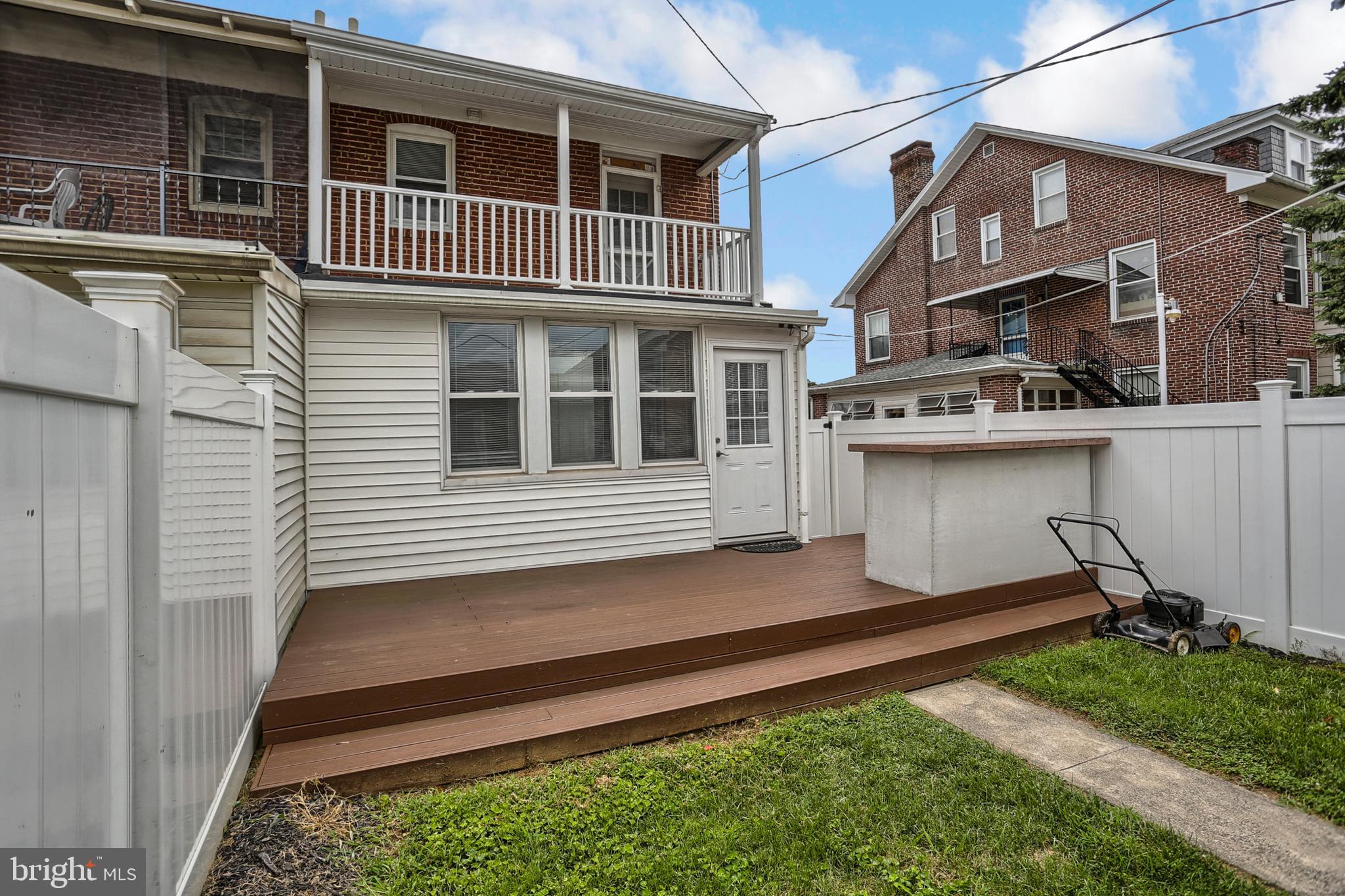 EAST YORK - Residential