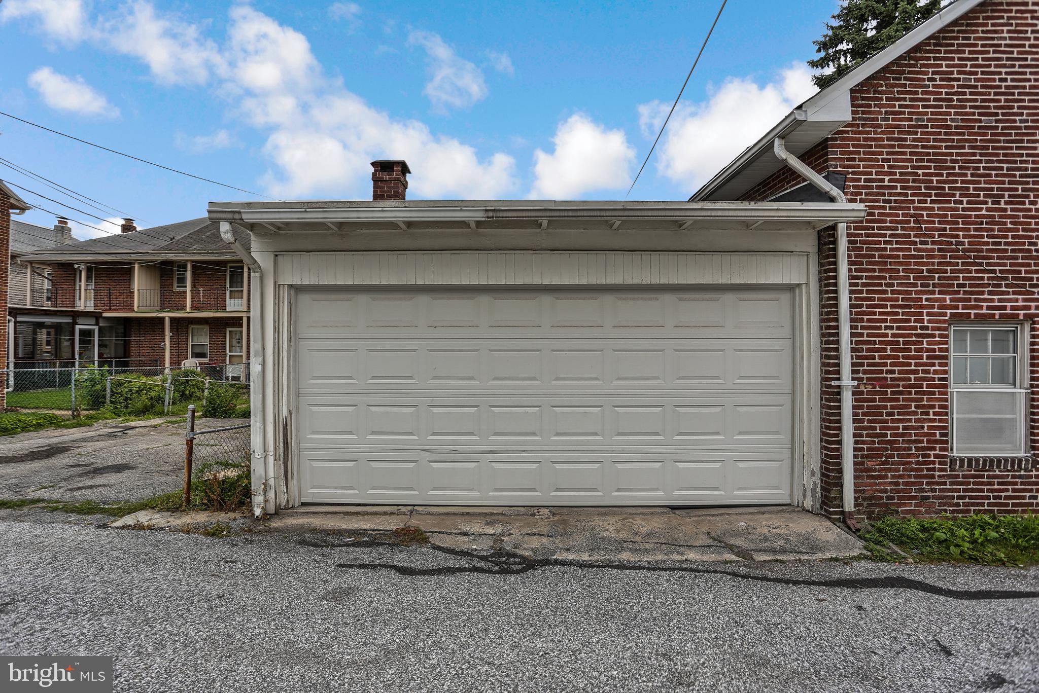 EAST YORK - Residential