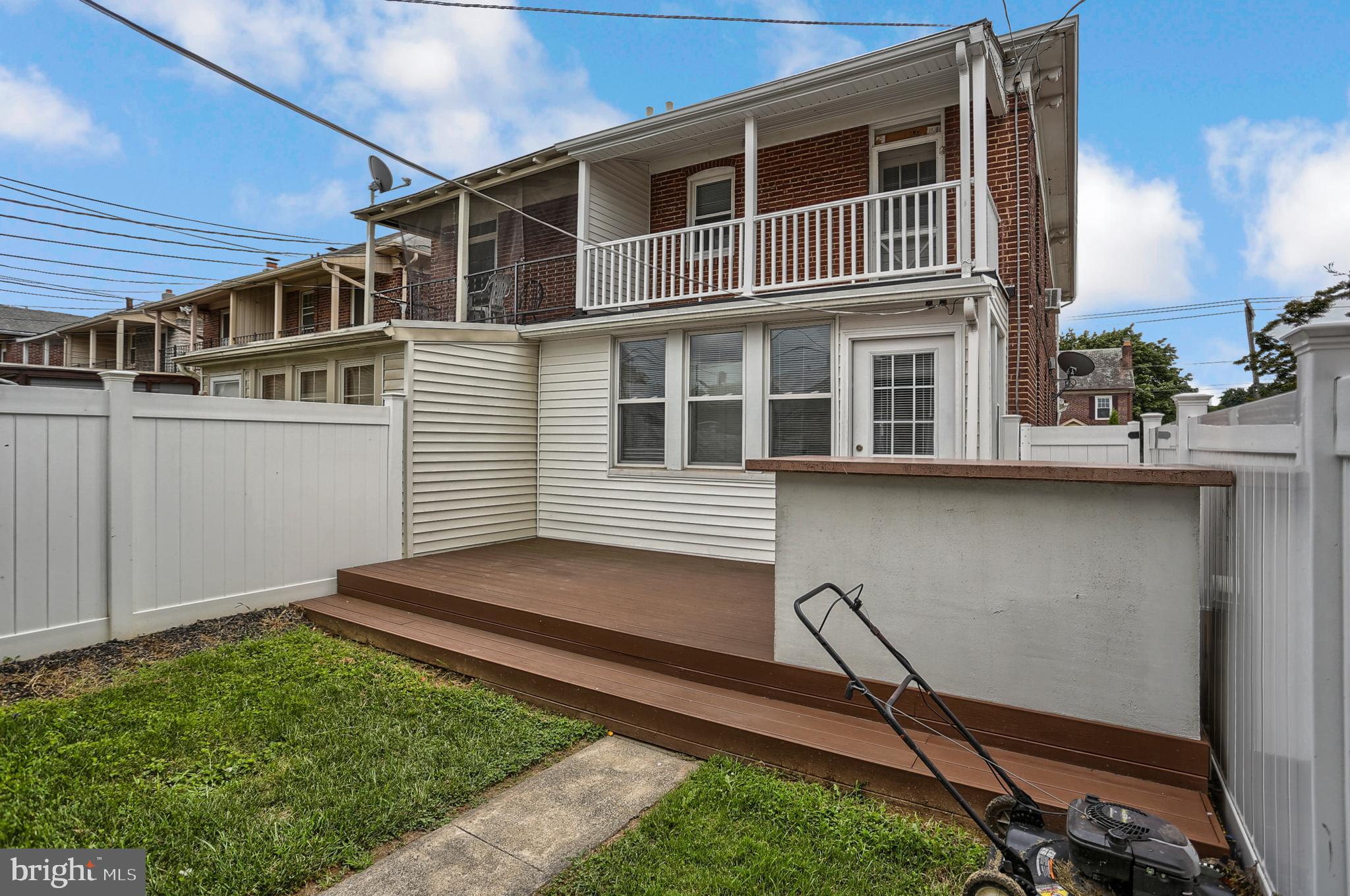 EAST YORK - Residential