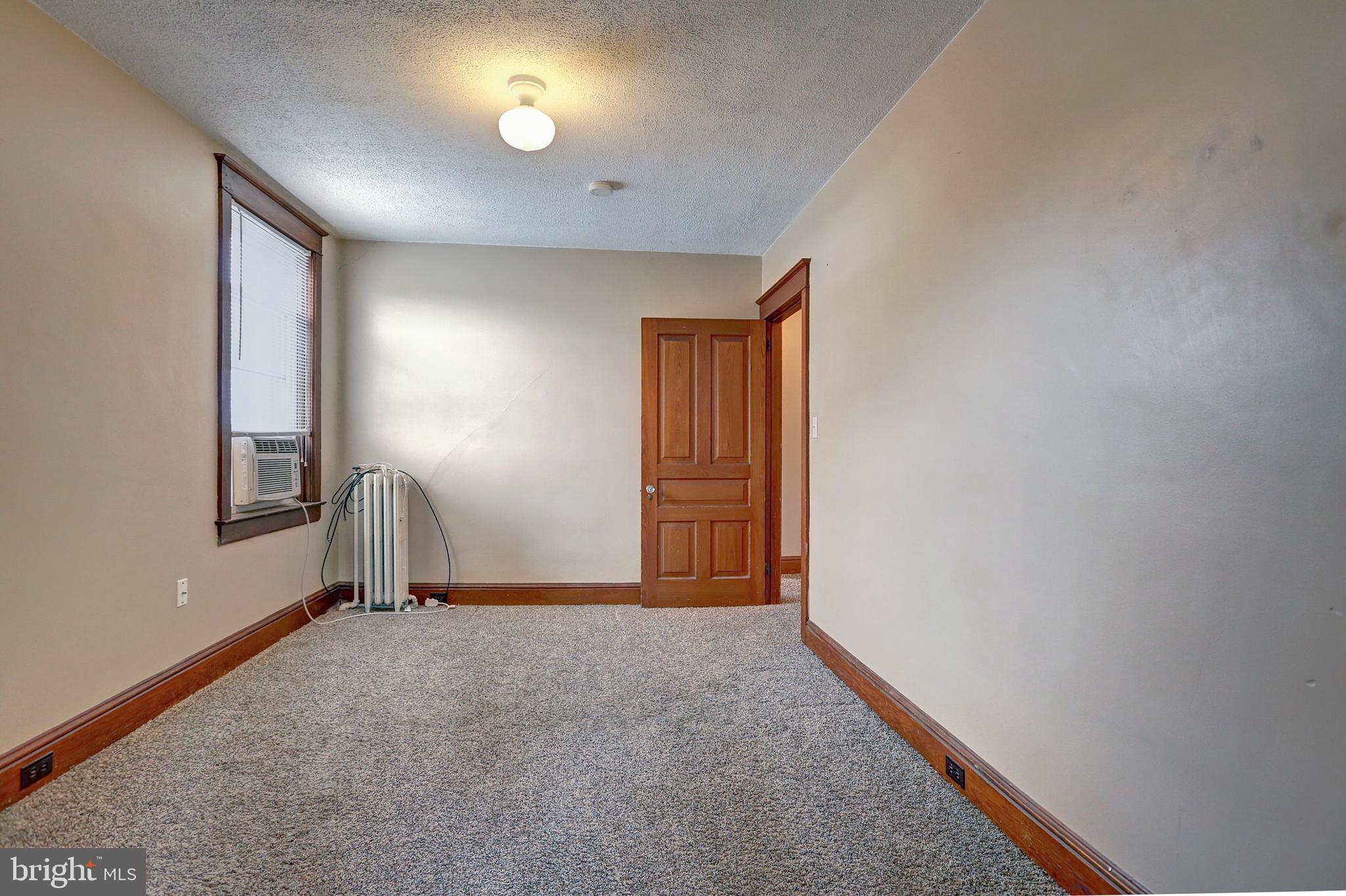 EAST YORK - Residential